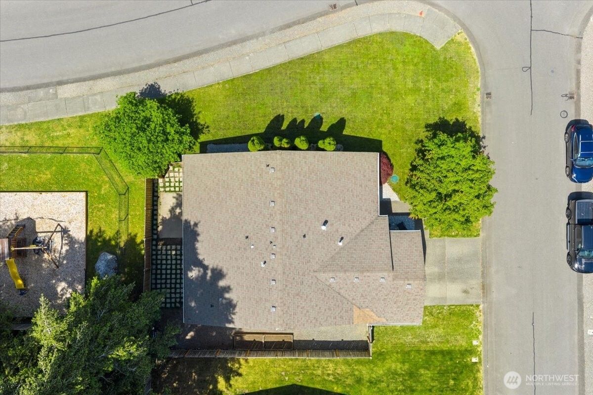 18402 39th Avenue Property Photo 27