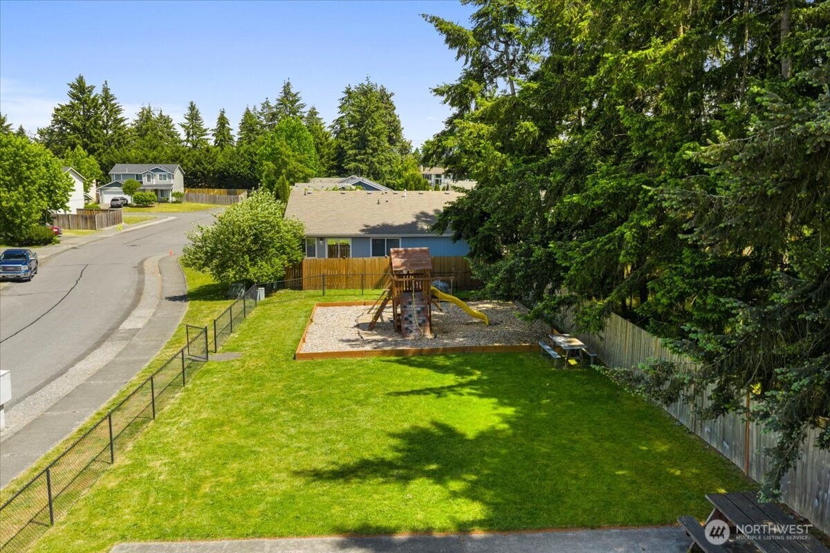 18402 39th Avenue Property Photo 28