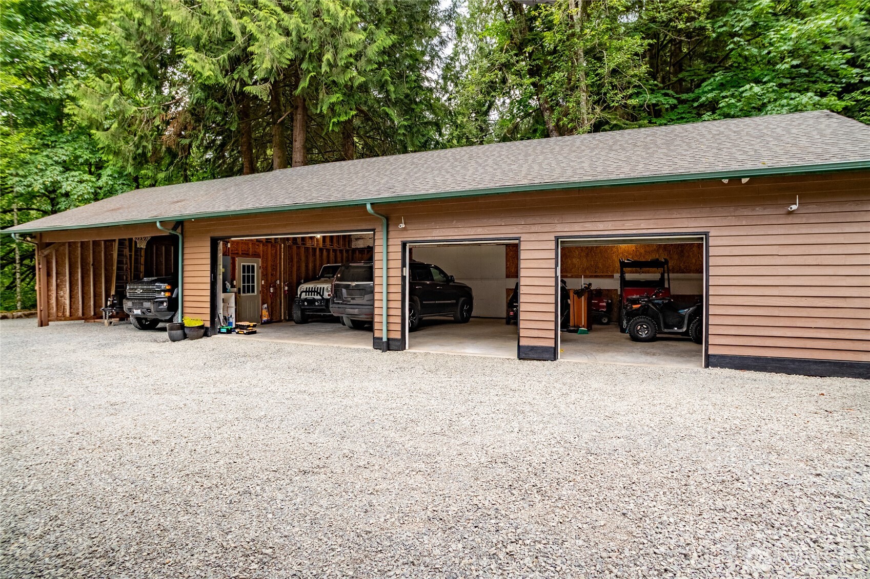 1405 175th Avenue Property Photo 32