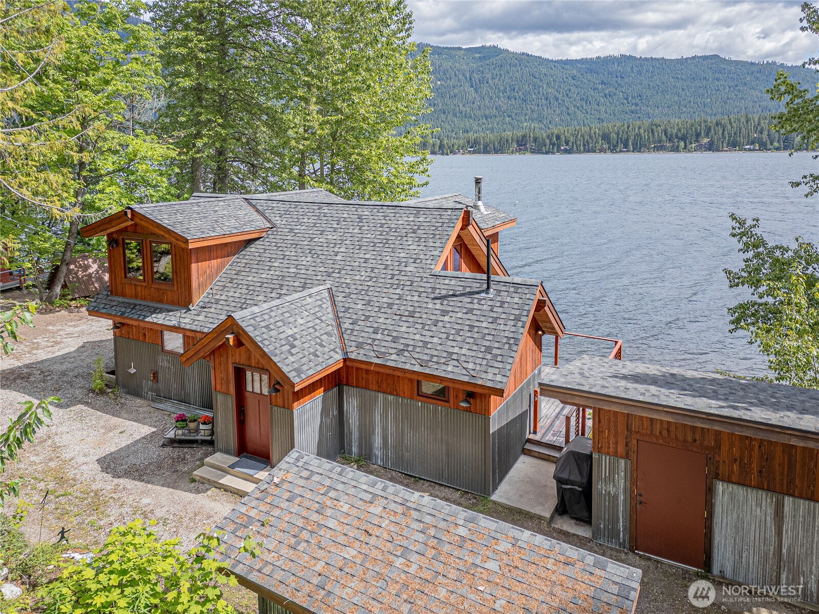 16120 Cedar Brae Road Property Photo 3