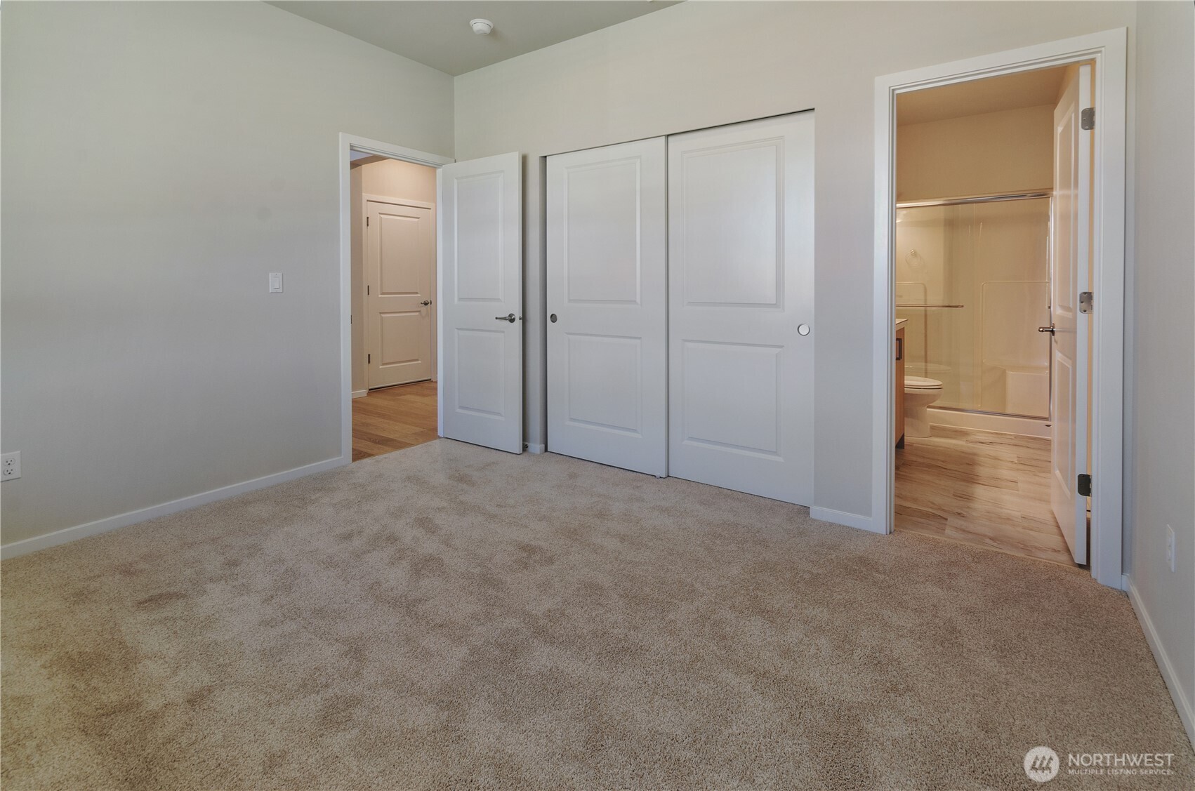 18302 37th Avenue Ct Property Photo 4