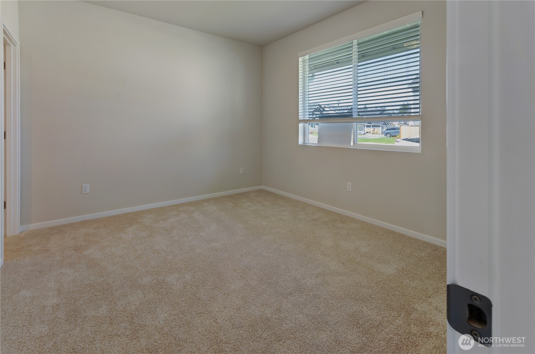 18302 37th Avenue Ct Property Photo 5