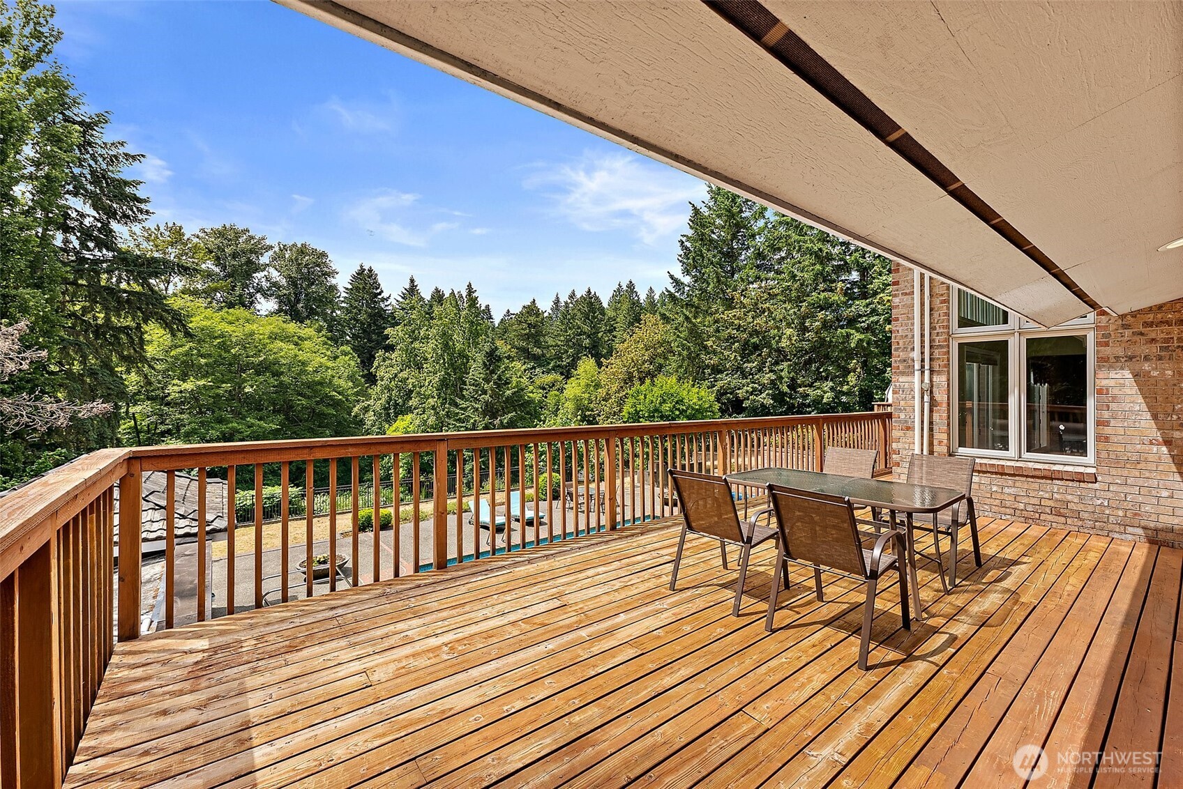 6718 76th Street Property Photo 19