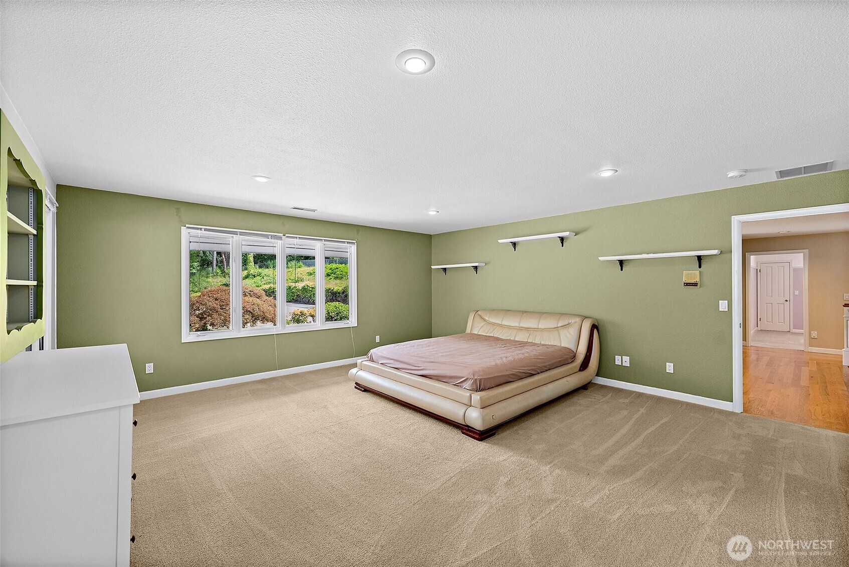 6718 76th Street Property Photo 29