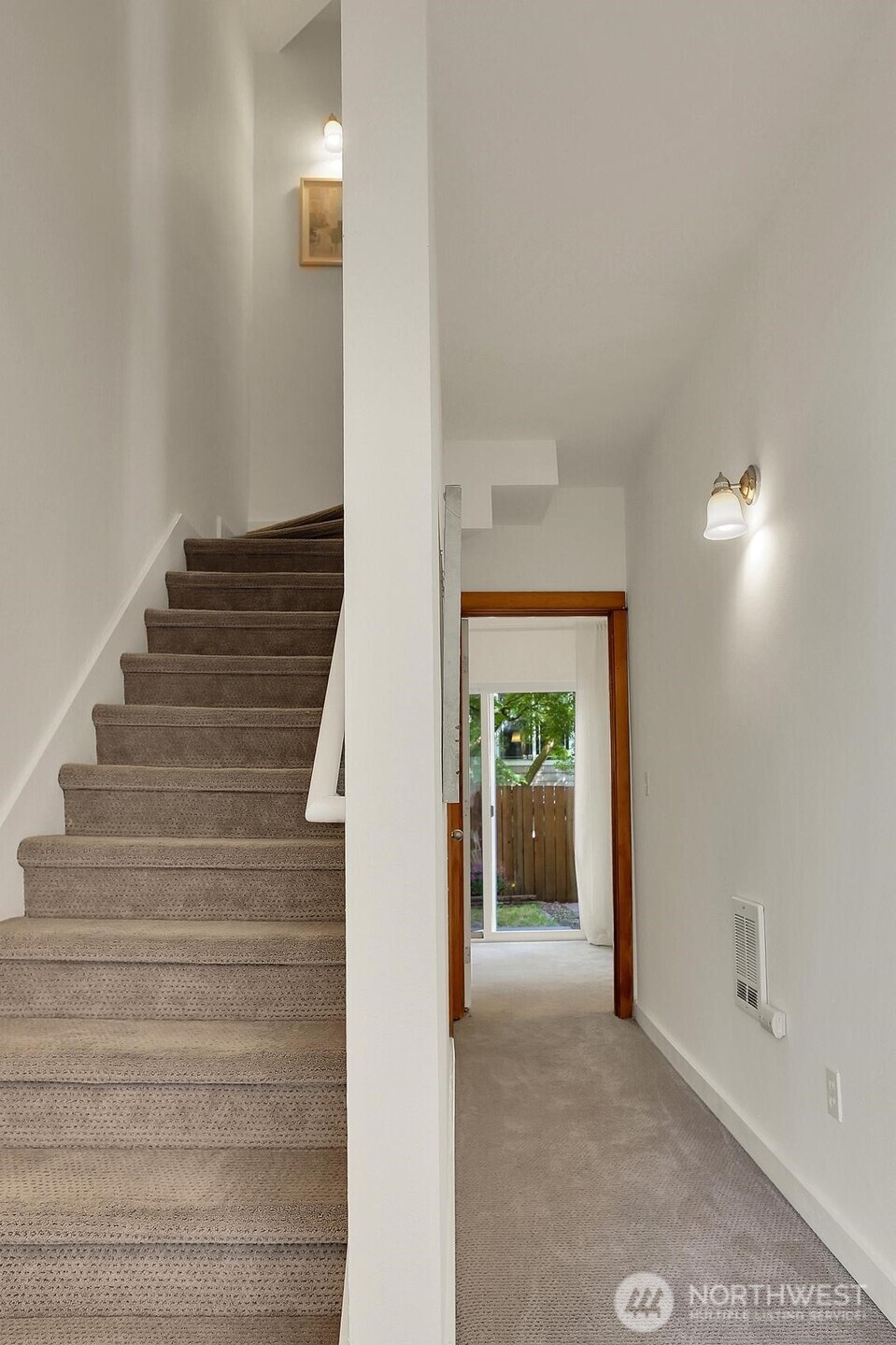 9236 Interlake Avenue B Property Photo 17