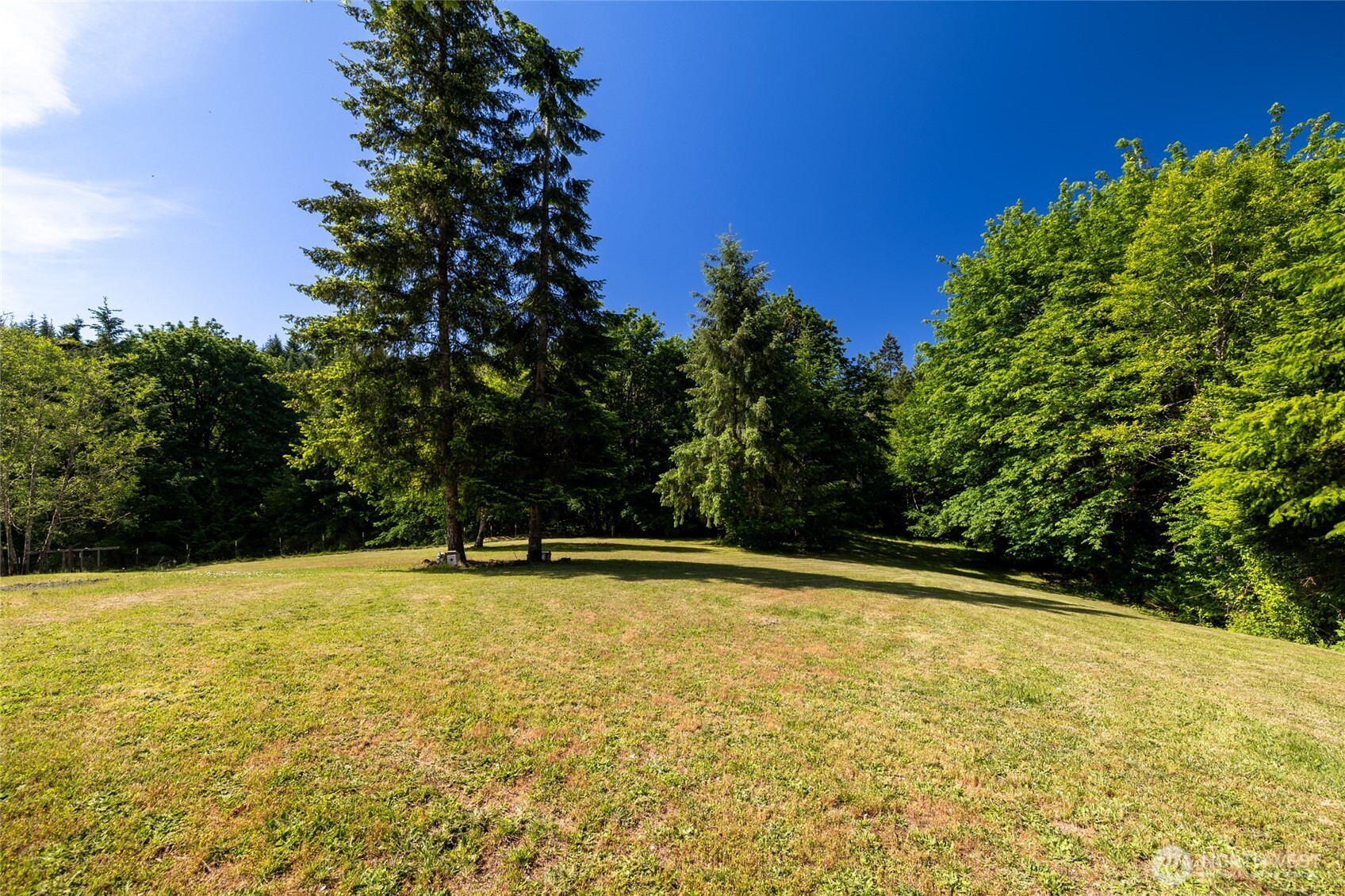 465 33 Sargent Road Property Photo 8