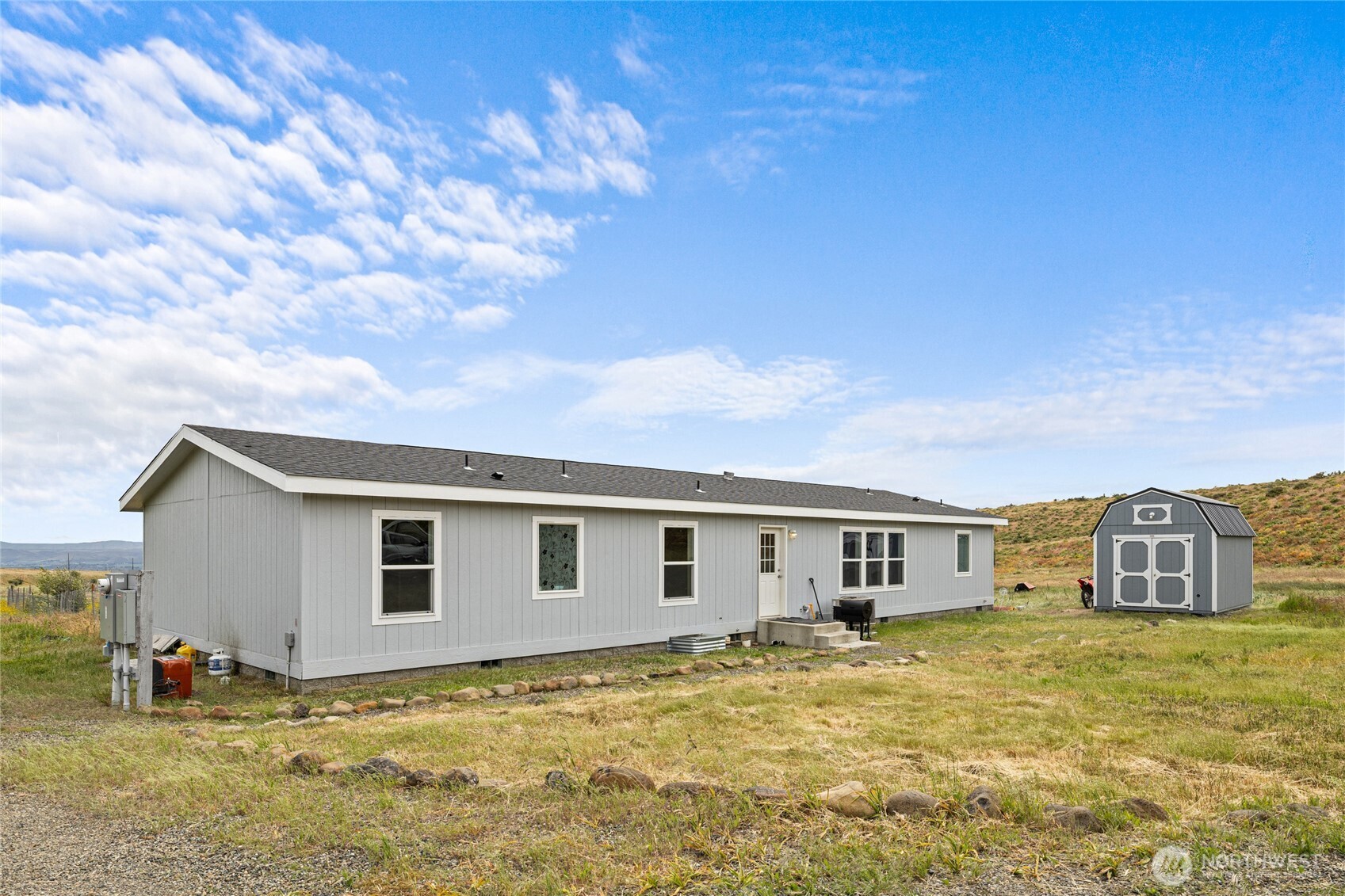261 Flying Rock Road Property Photo 2