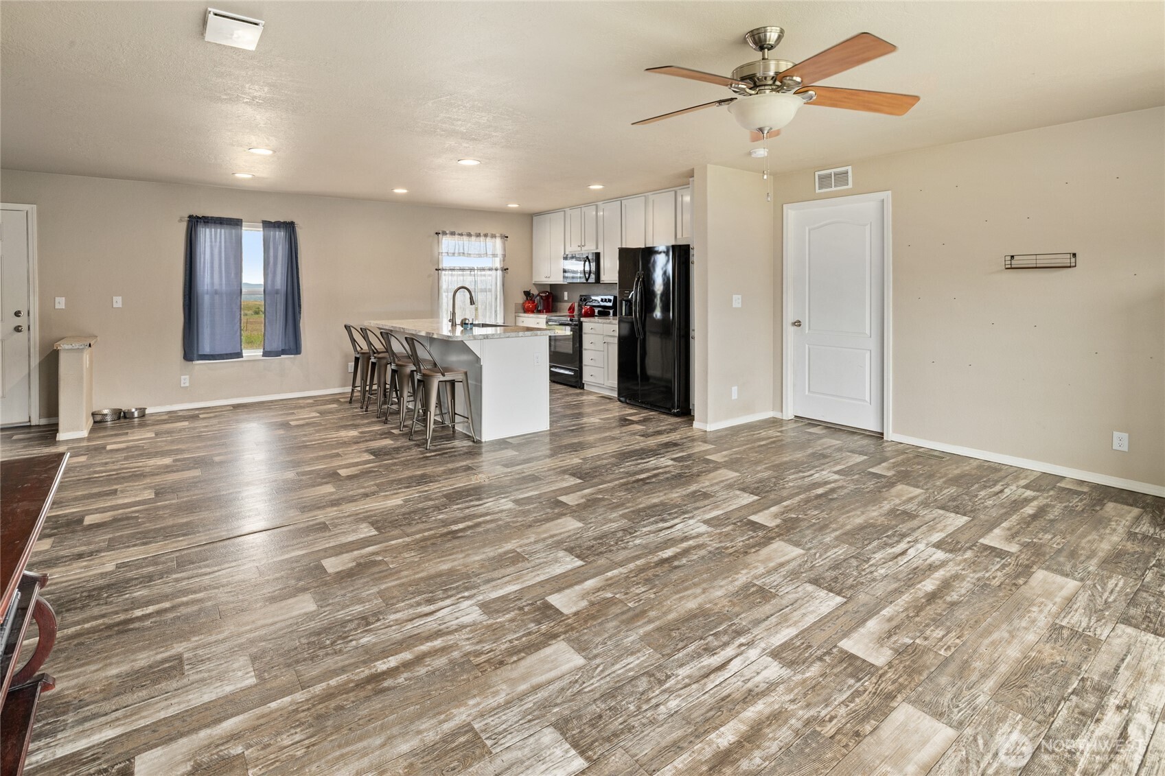 261 Flying Rock Road Property Photo 14