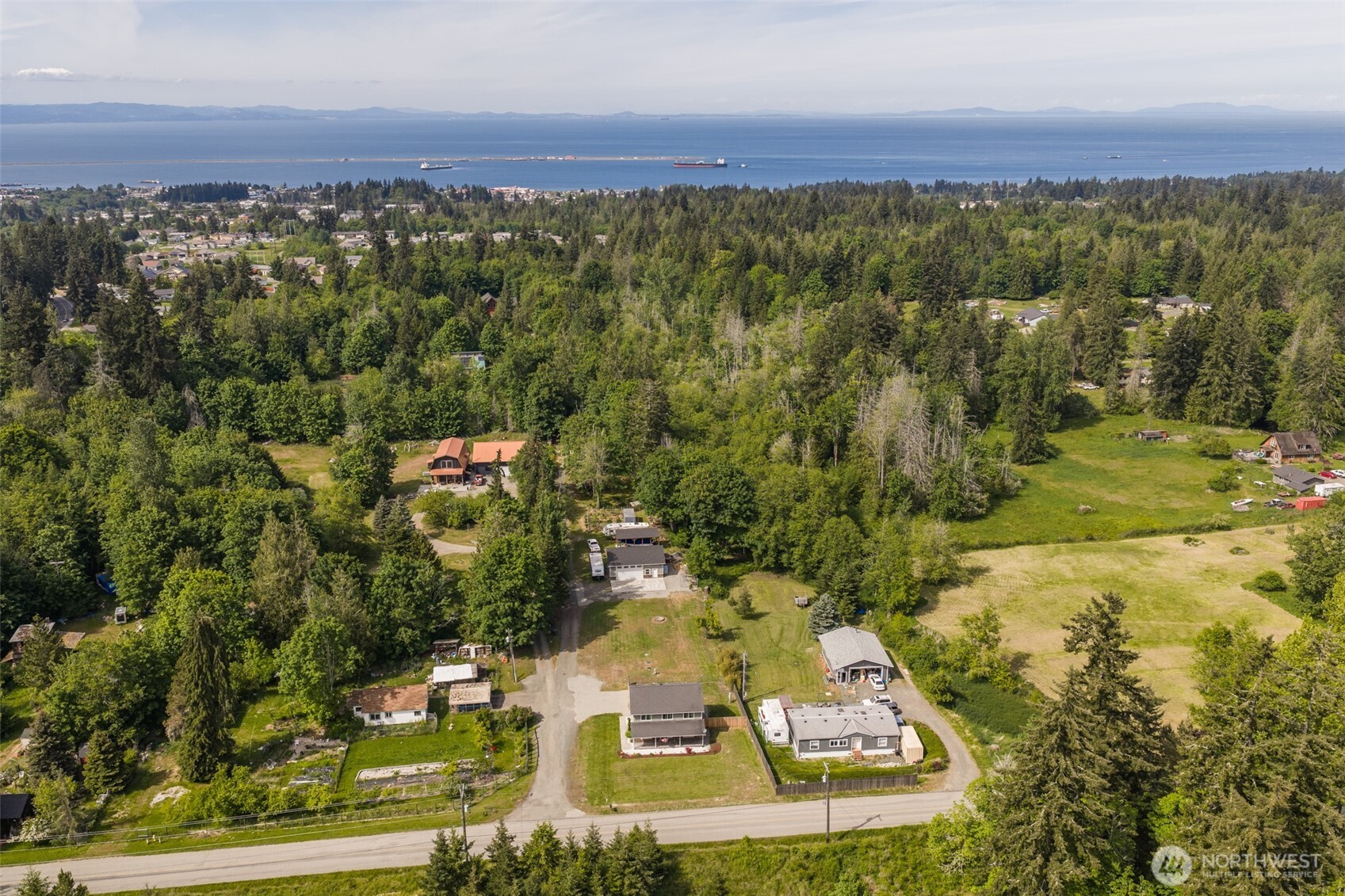 4219 S Cedar Mill Road Property Photo 6