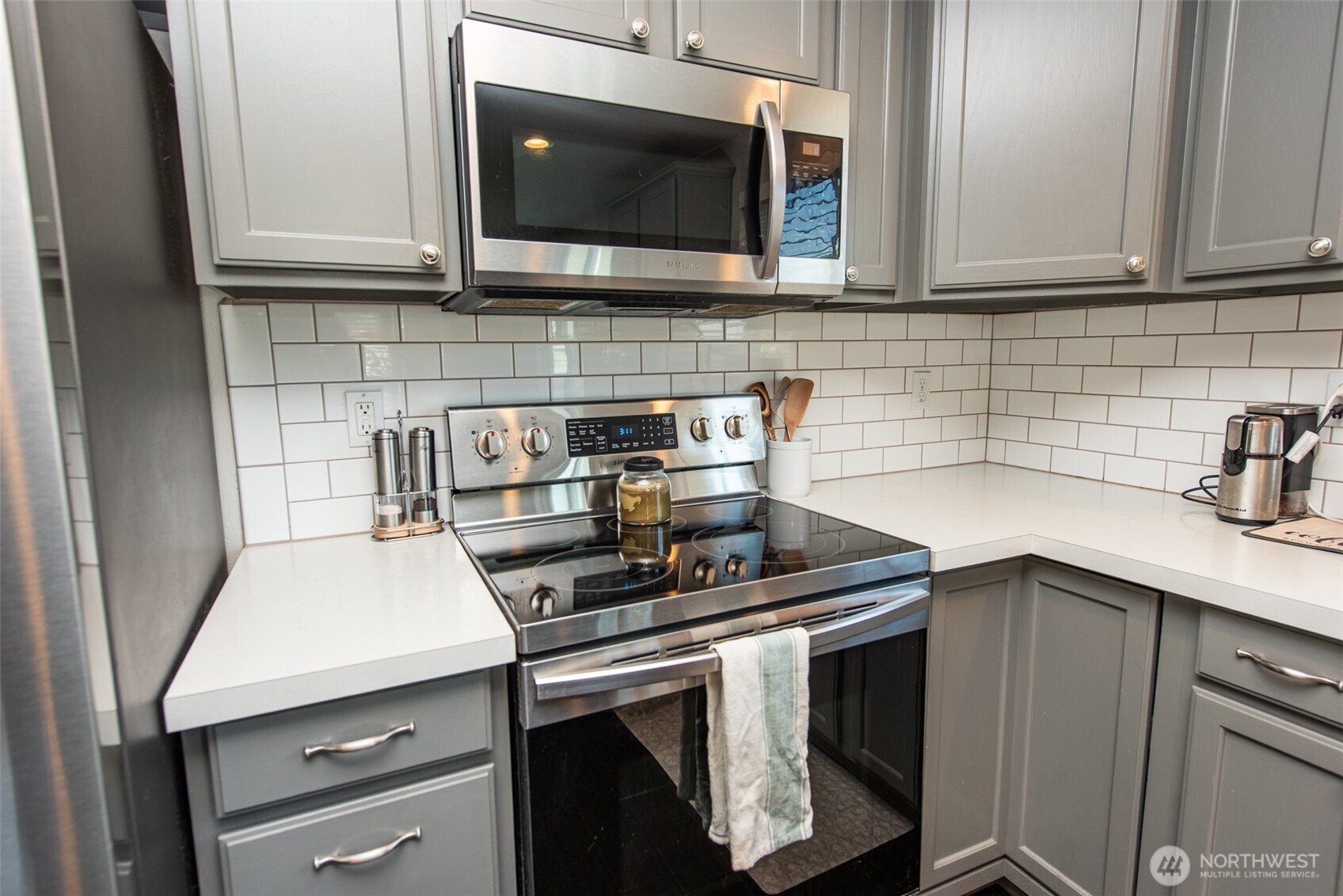 4219 S Cedar Mill Road Property Photo 15