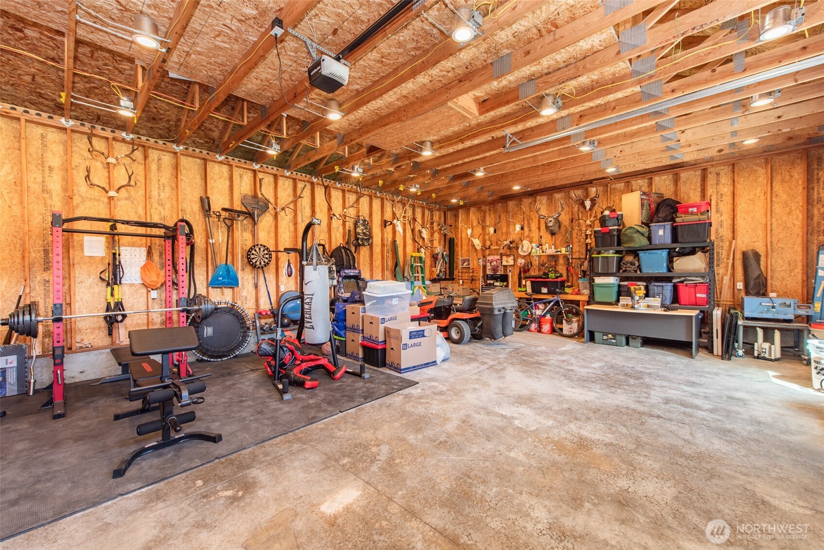 4219 S Cedar Mill Road Property Photo 33