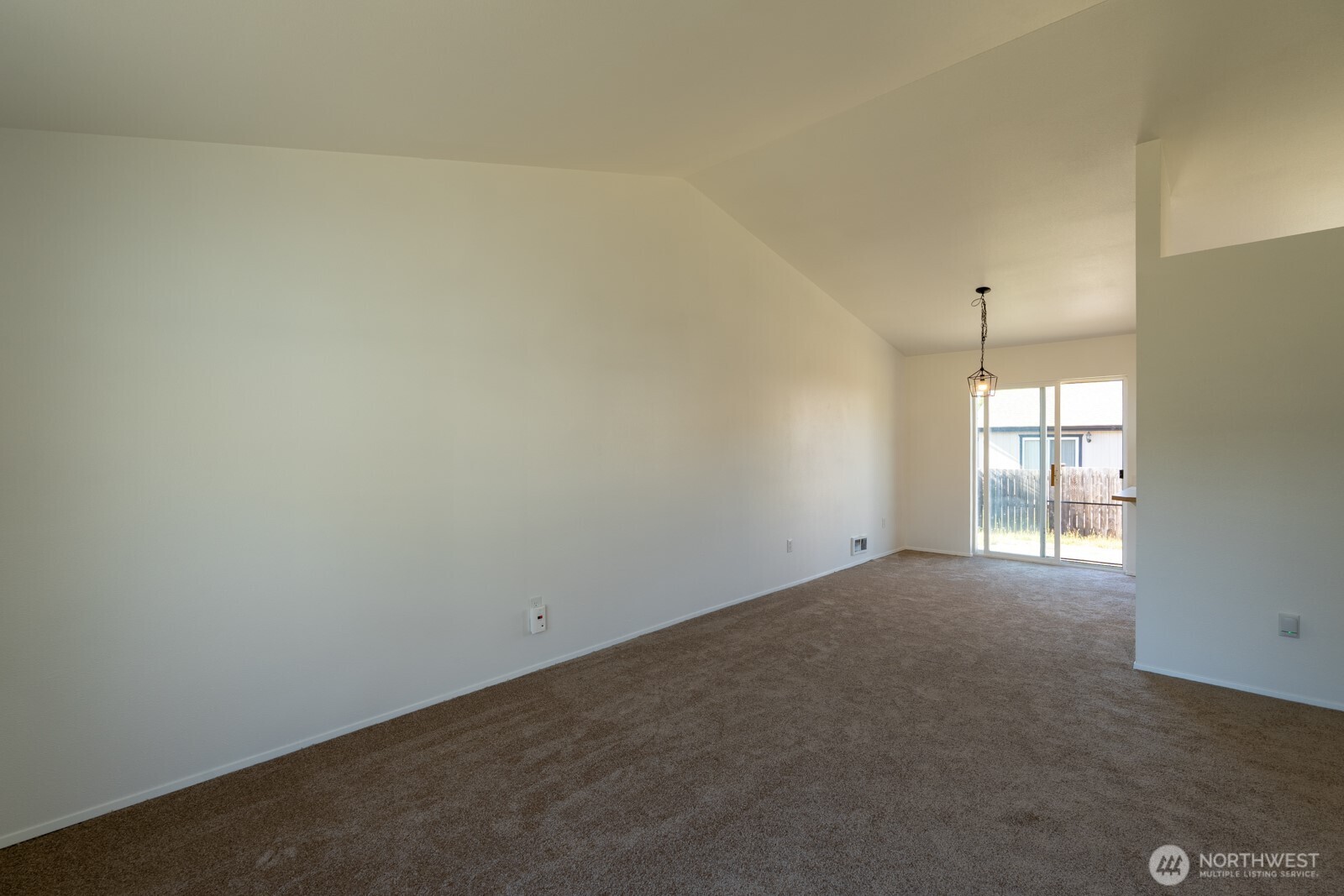 121 Patriot Way Property Photo 9