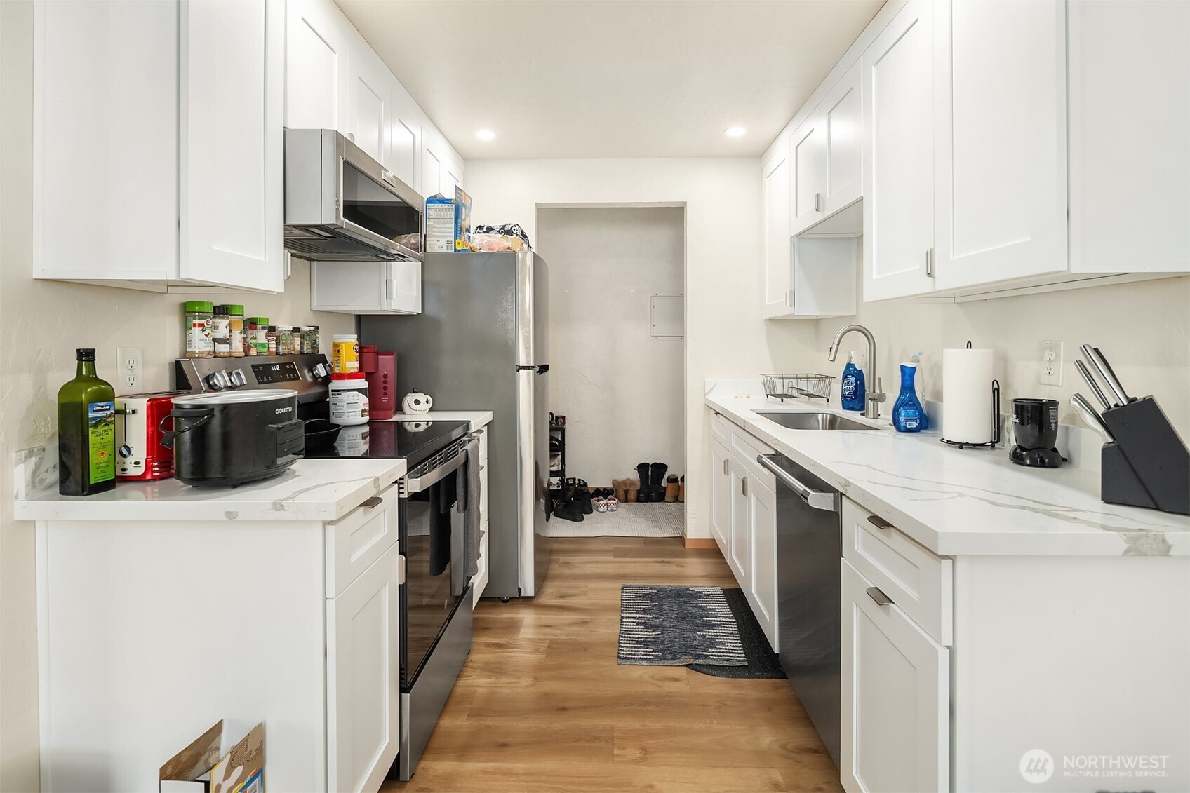 1907 37th Street Property Photo 5
