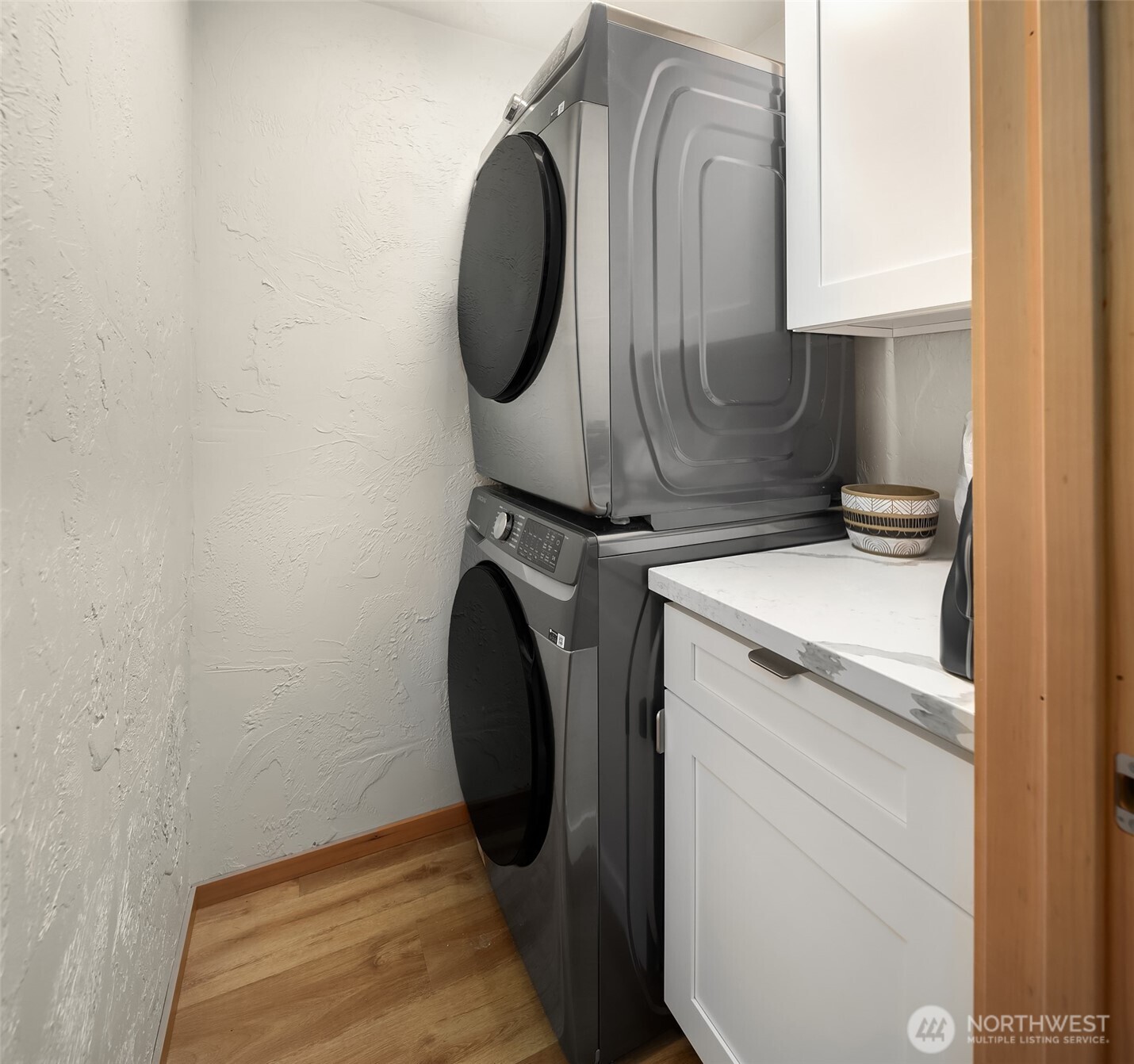 1907 37th Street Property Photo 6