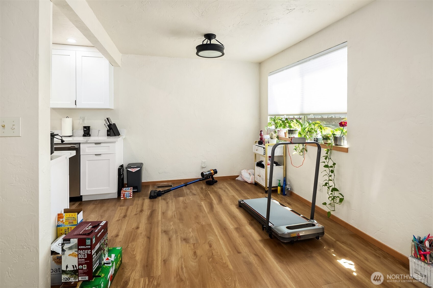 1907 37th Street Property Photo 9