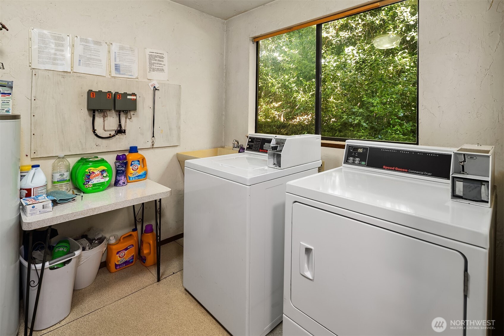 1907 37th Street Property Photo 18