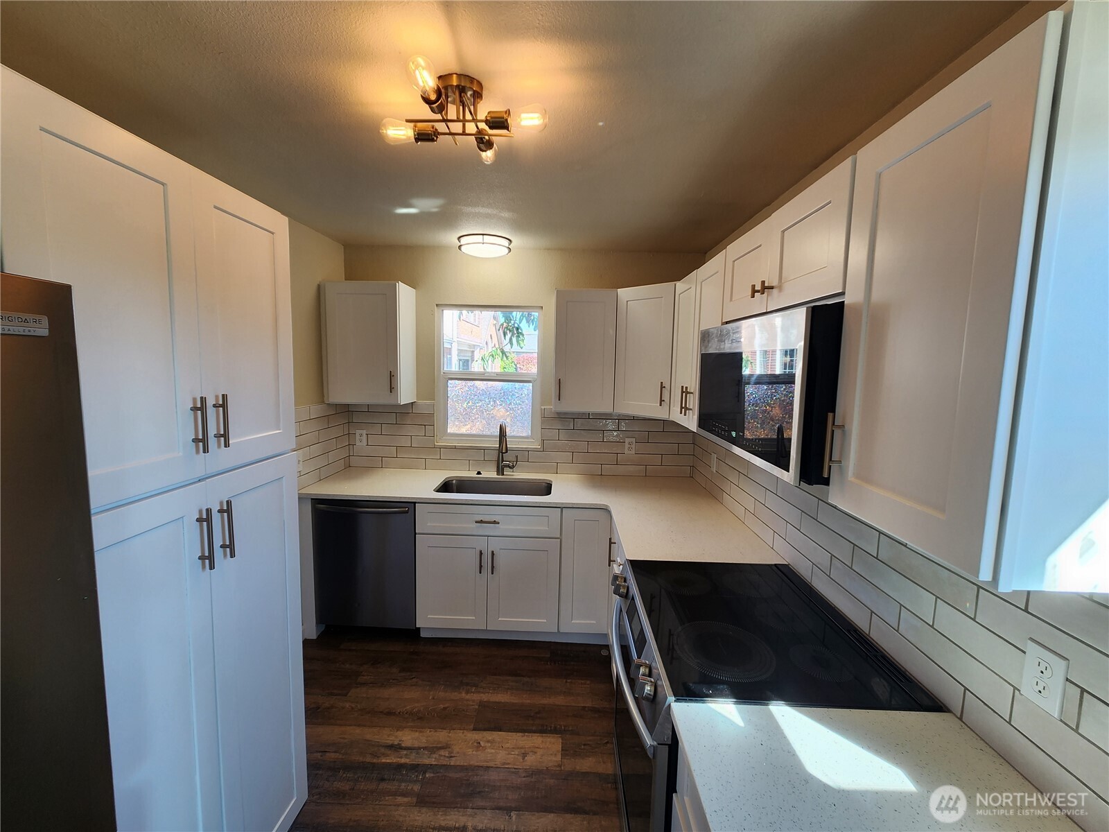807 Georgiana St Property Photo 18