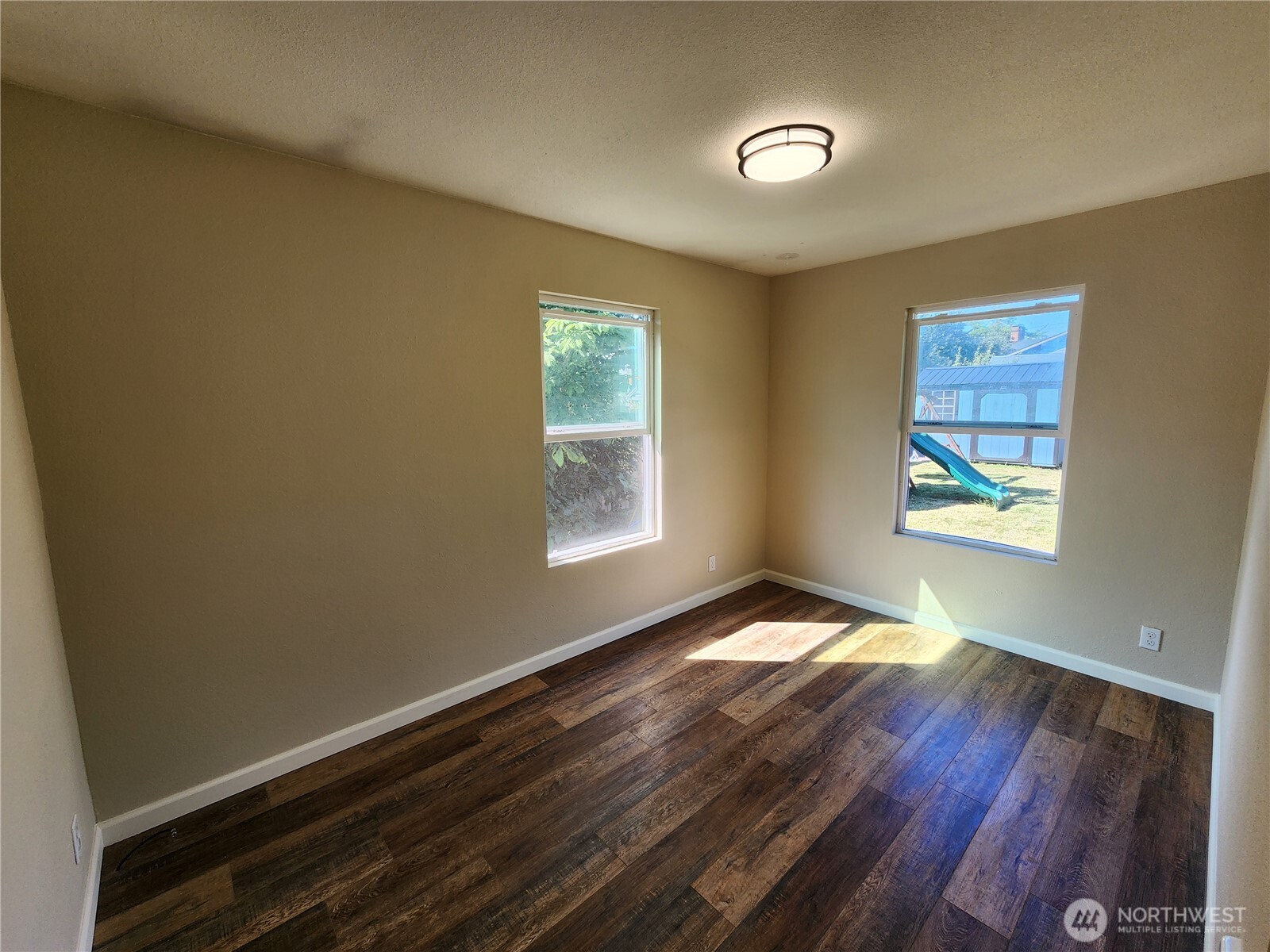 807 Georgiana St Property Photo 37
