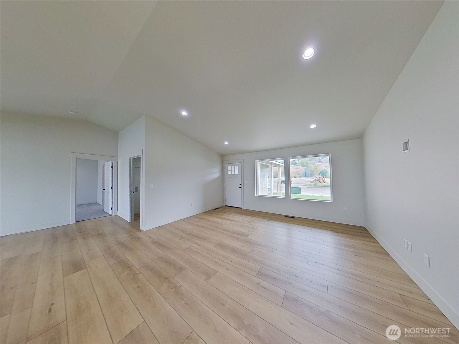 177 Country Cottage Lane Property Photo 3