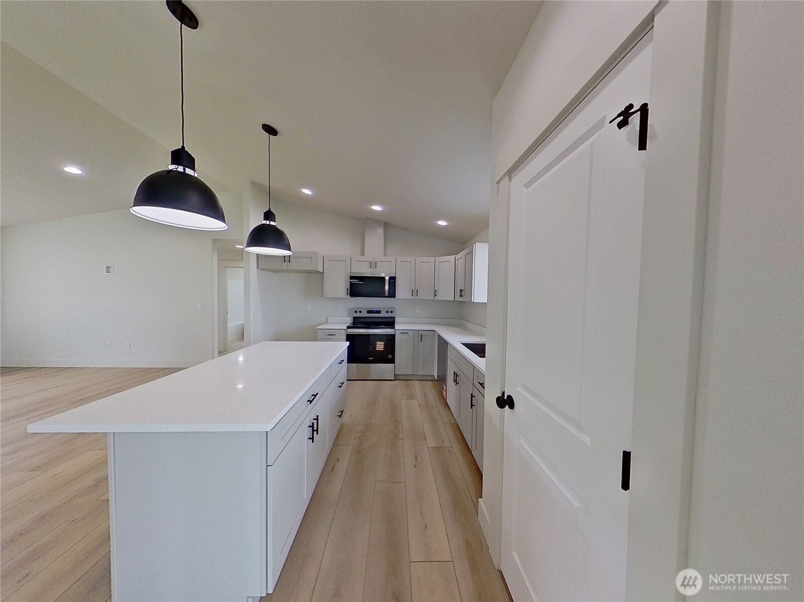 177 Country Cottage Lane Property Photo 7