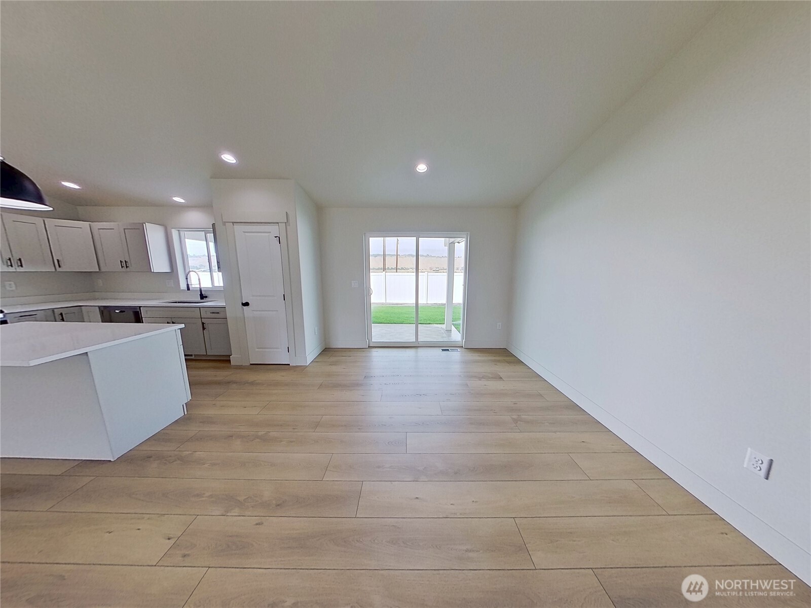 177 Country Cottage Lane Property Photo 8