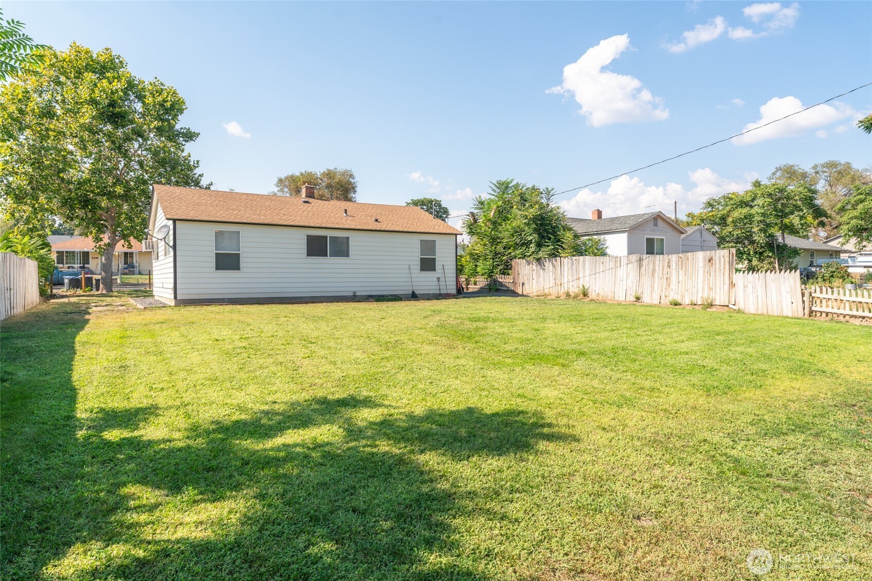 519 N Clark Road Property Photo 2