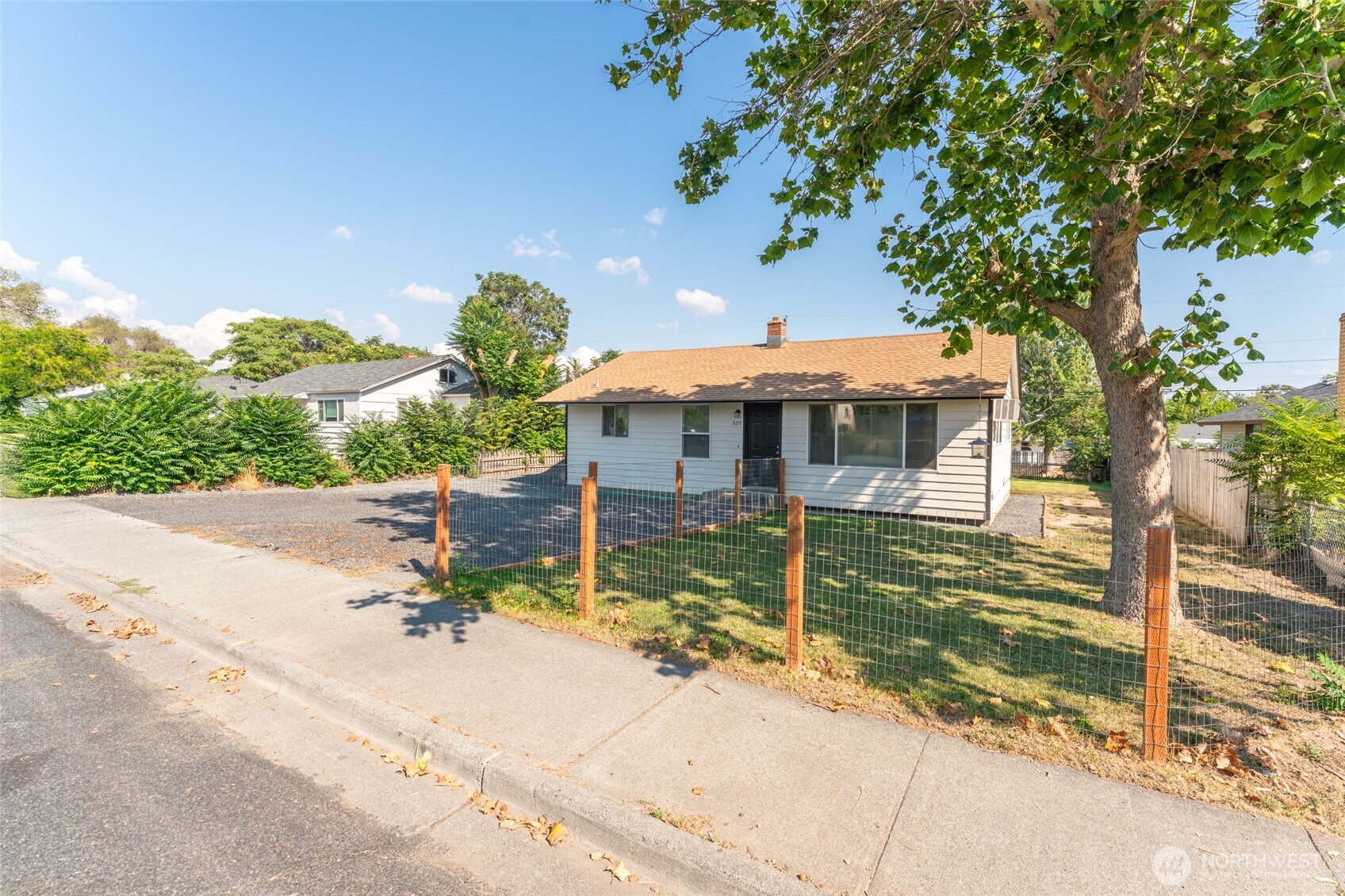 519 N Clark Road Property Photo 24