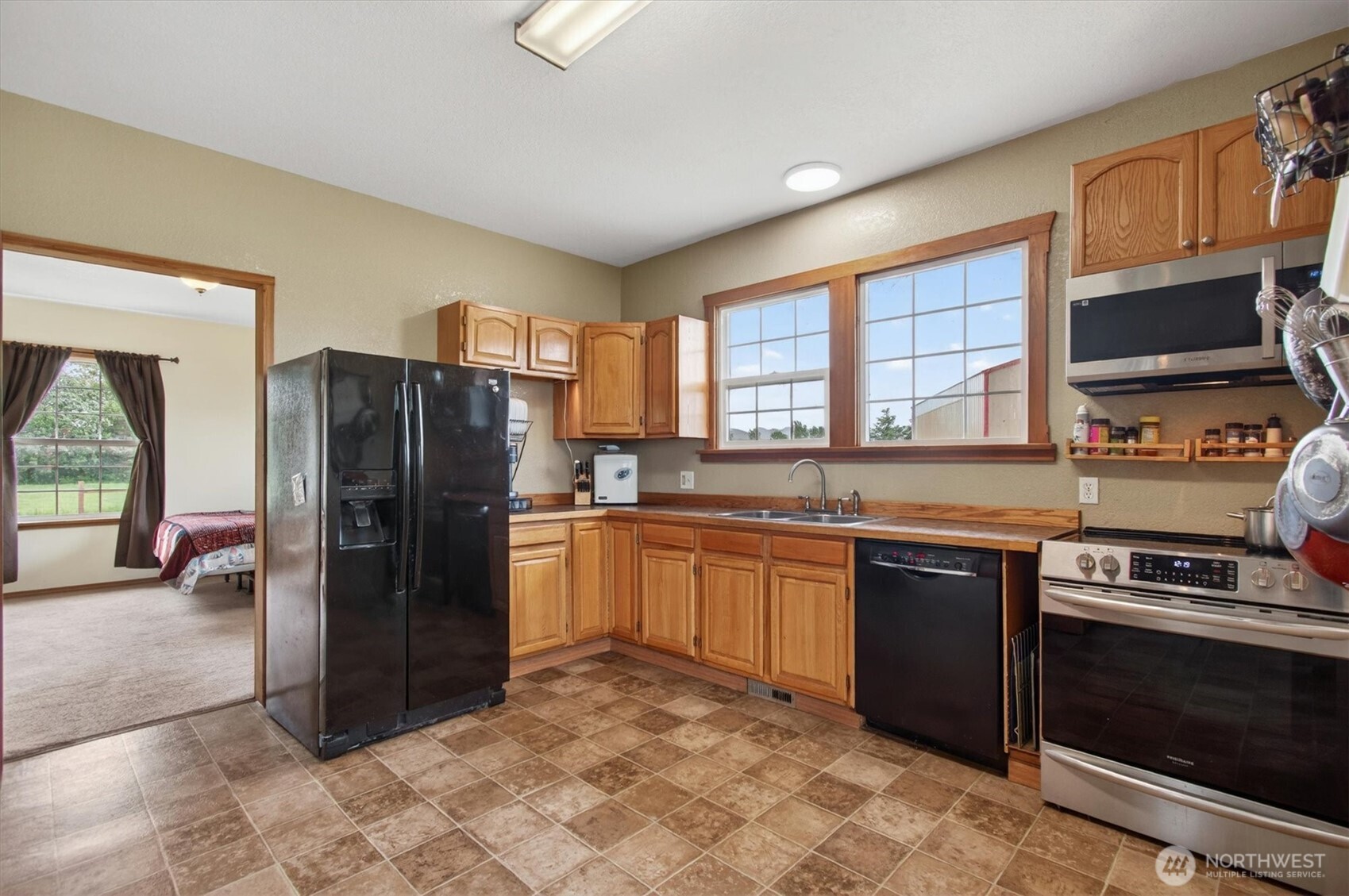 95 W Birnie Slough Road Property Photo 8