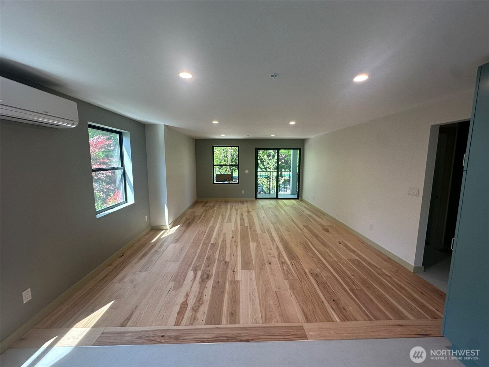 228 21st Avenue Property Photo 4