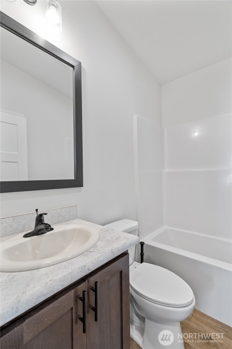1019 Stanford Drive 69 Property Photo 19