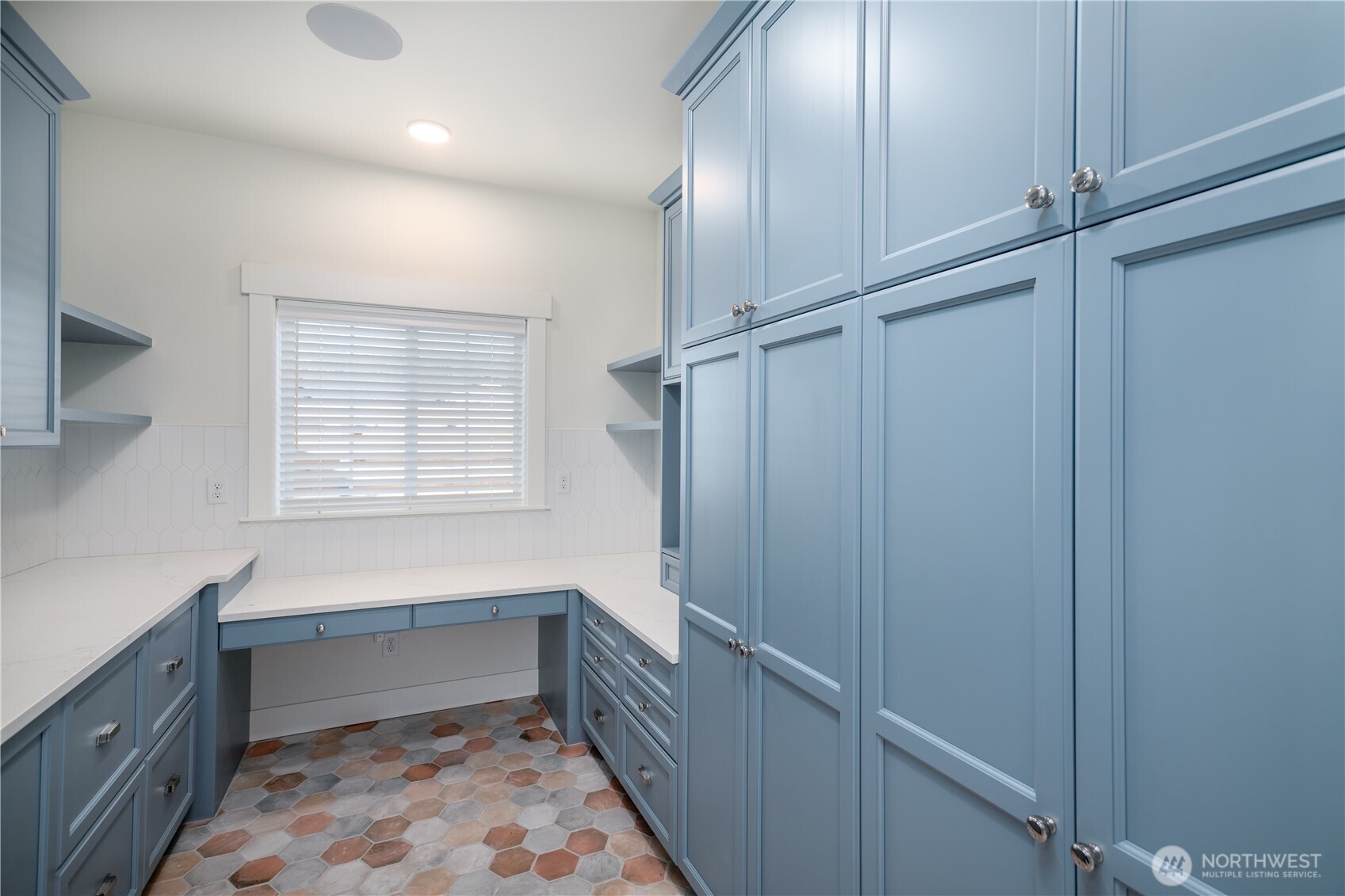 2215 Skyline Way Property Photo 20