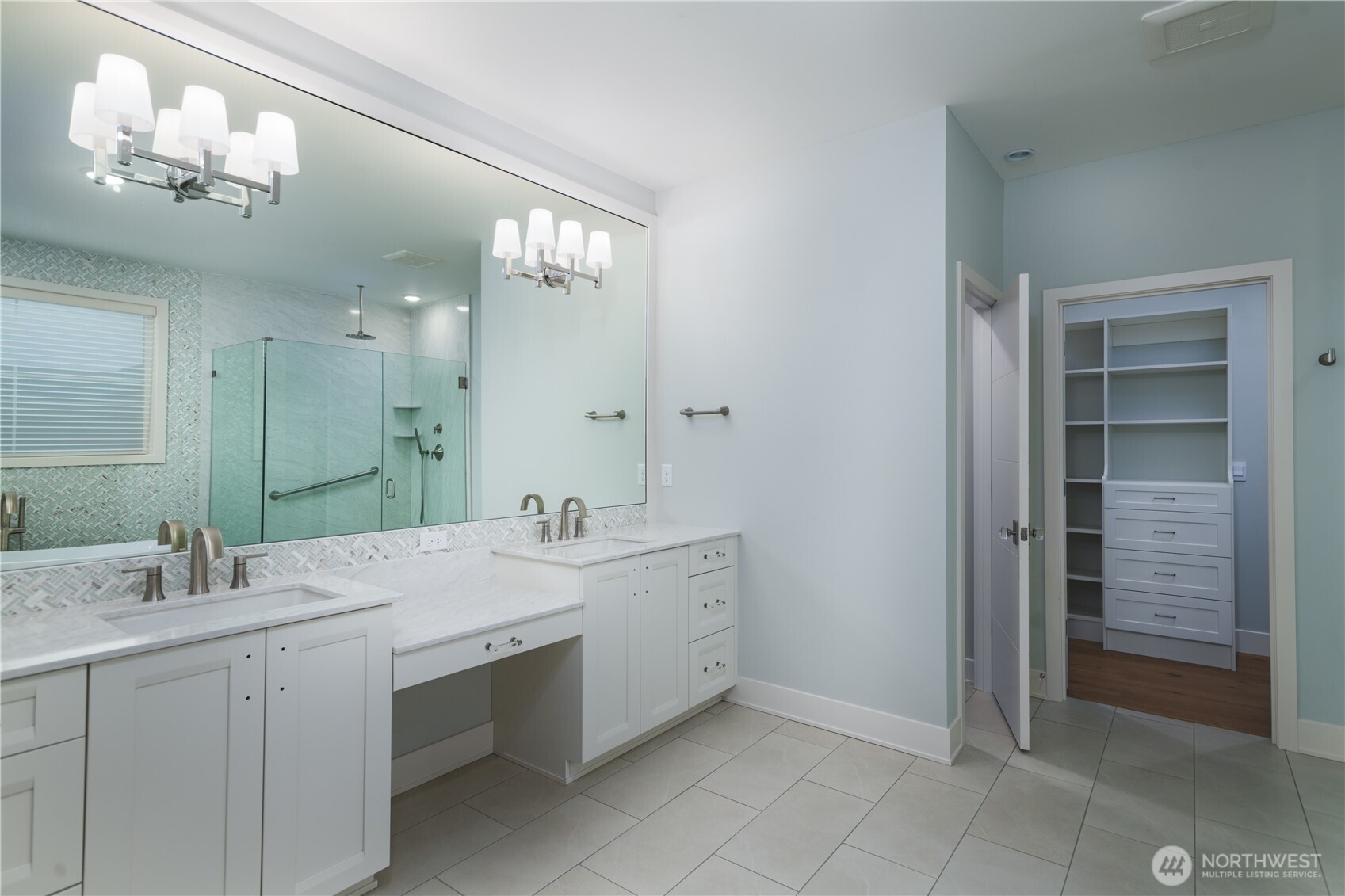 2215 Skyline Way Property Photo 22