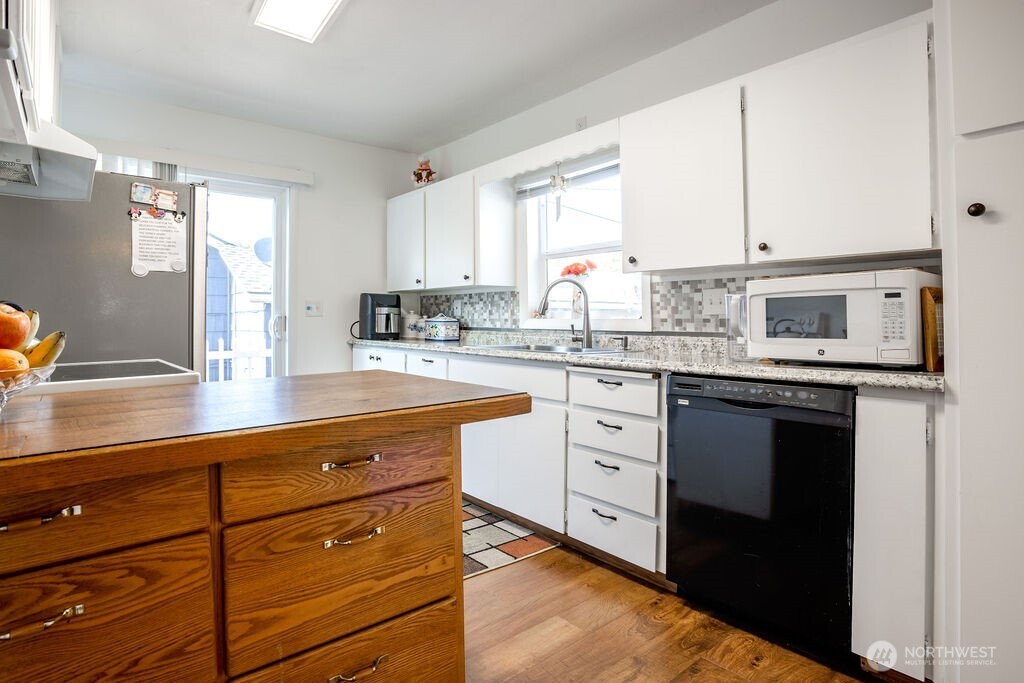 404 Jackson Street Property Photo 10