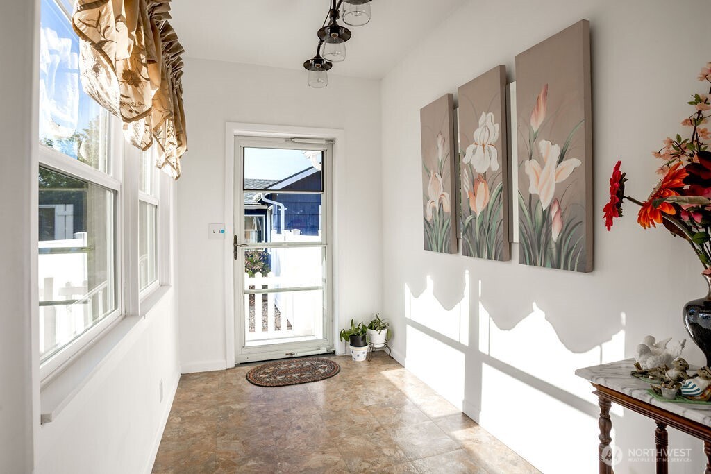 404 Jackson Street Property Photo 12