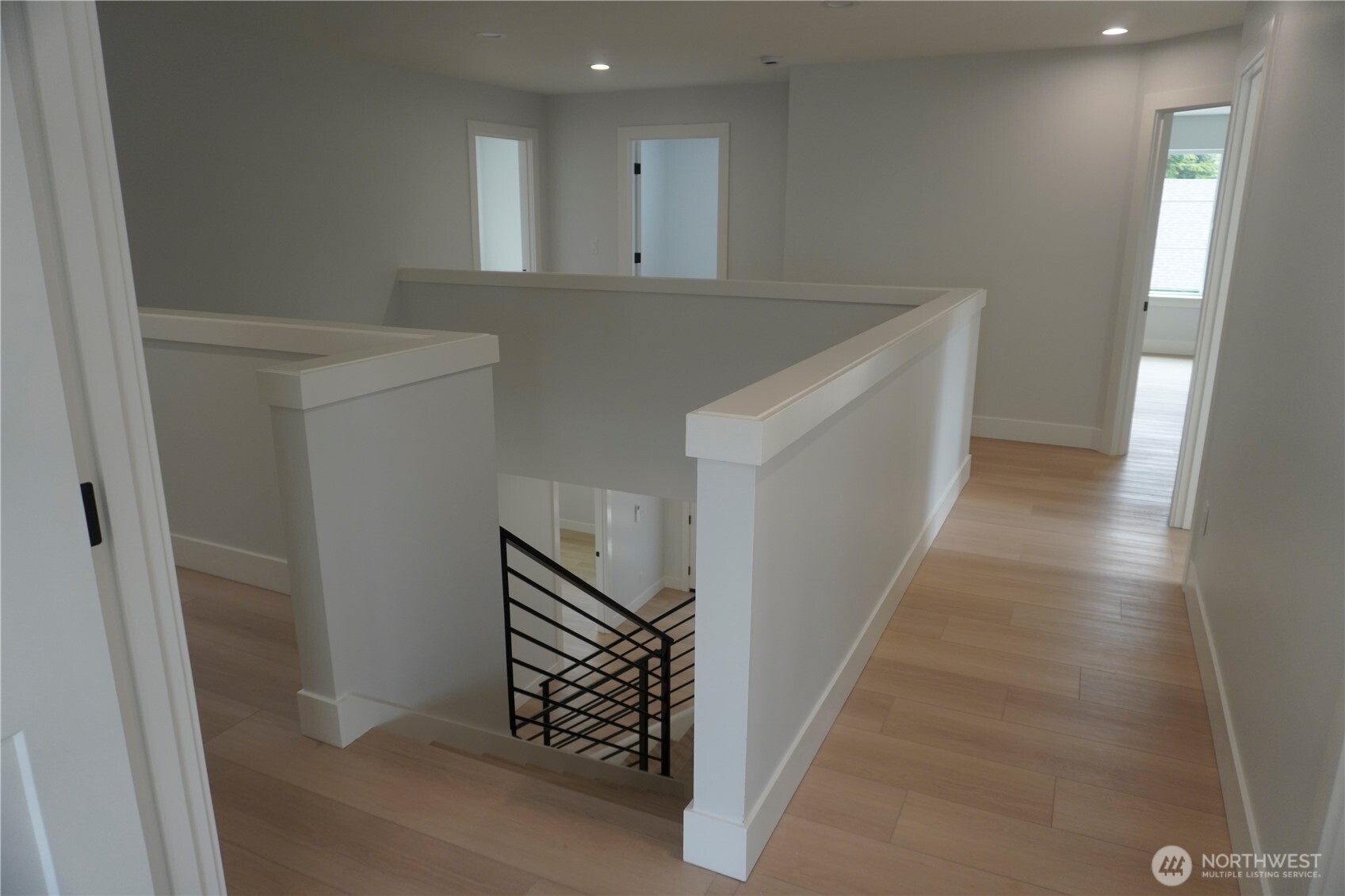 2644 S 146th Street Property Photo 23