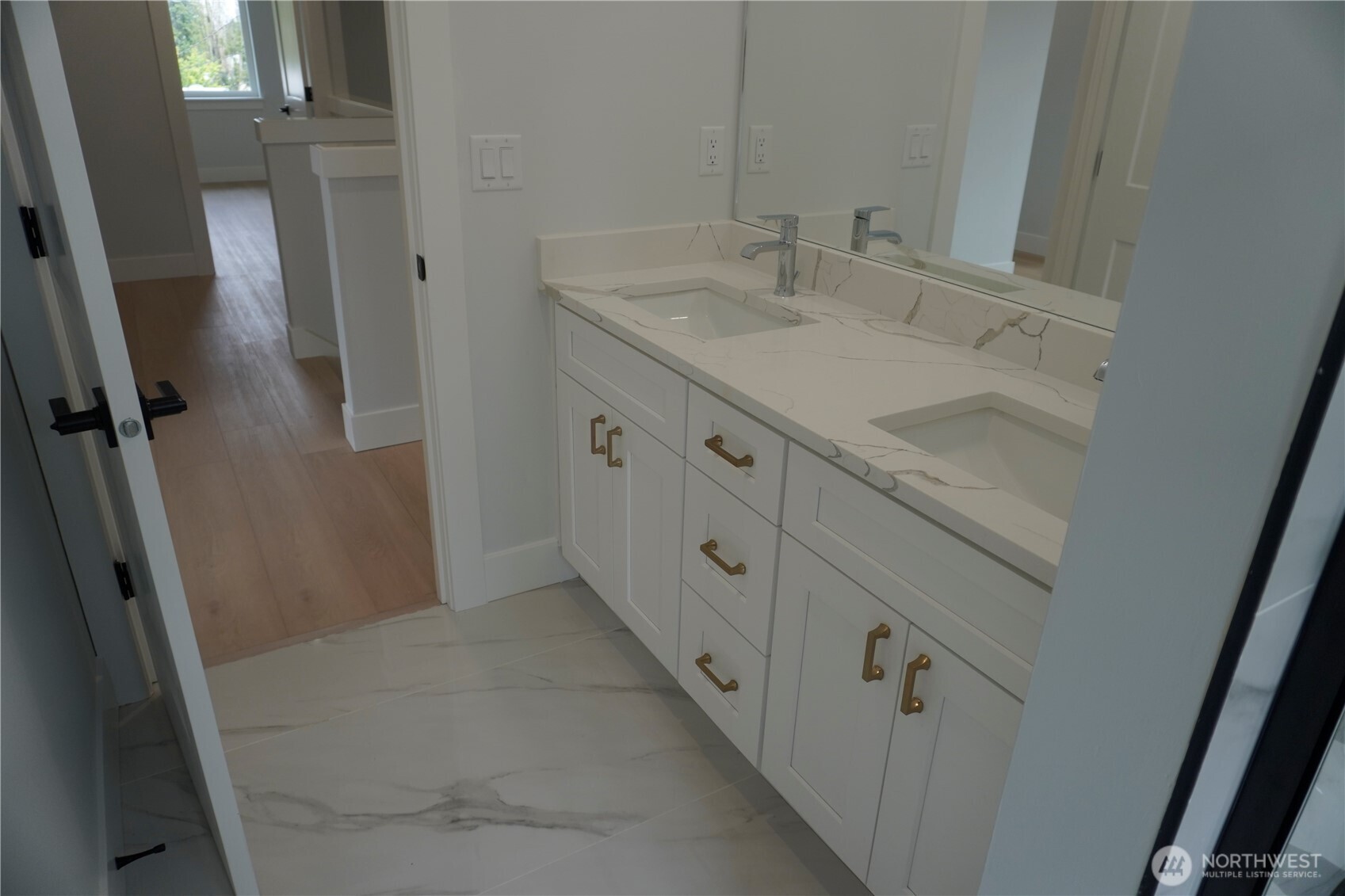 2644 S 146th Street Property Photo 39