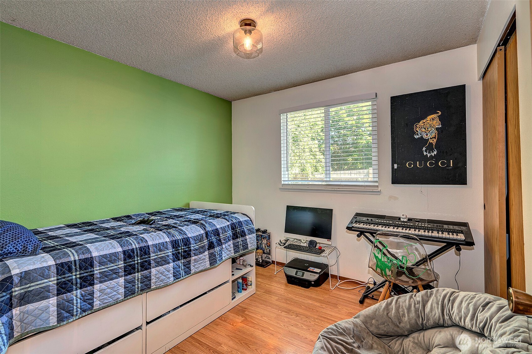 2207 180th Place Property Photo 7
