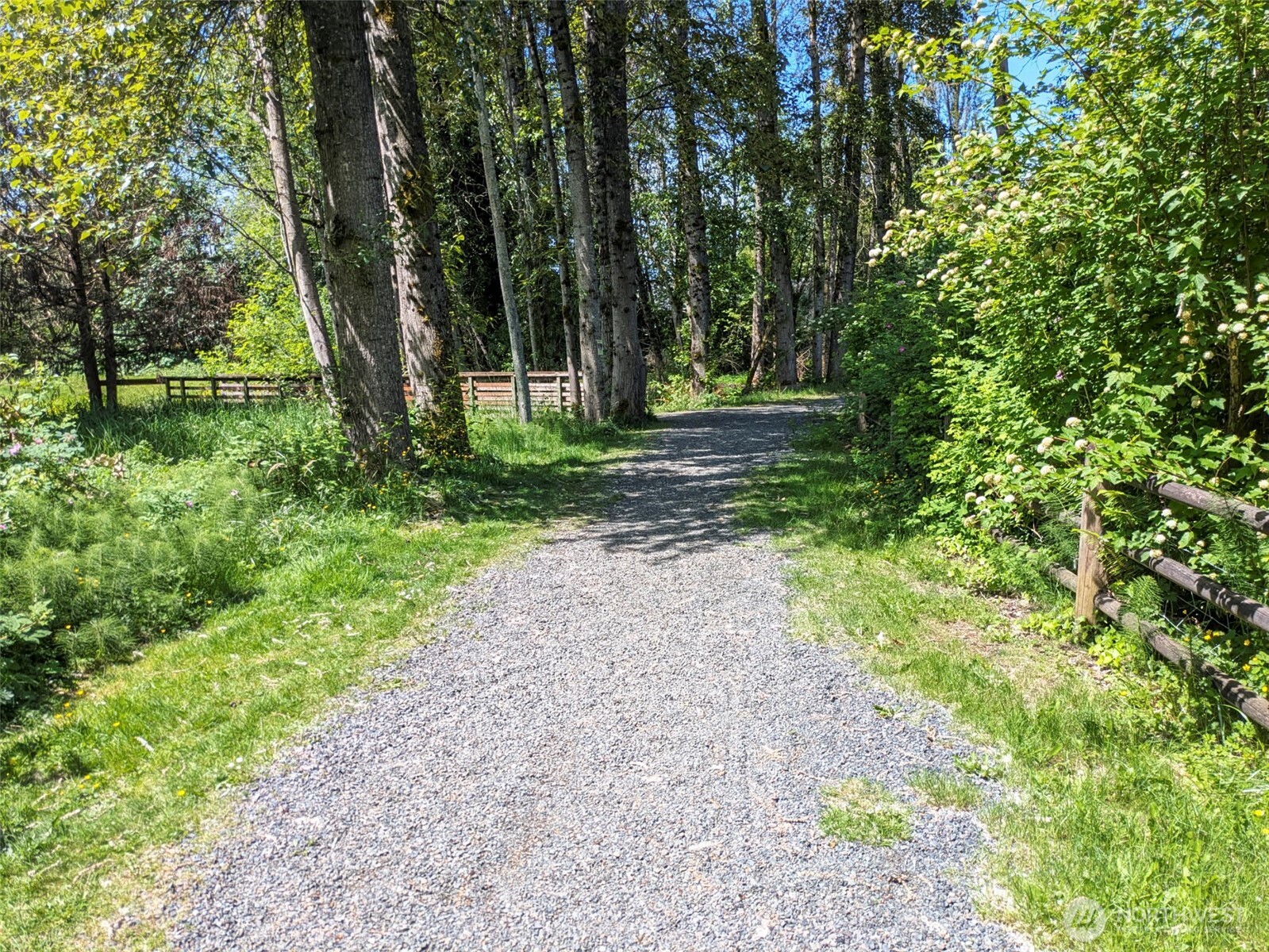 2207 180th Place Property Photo 16