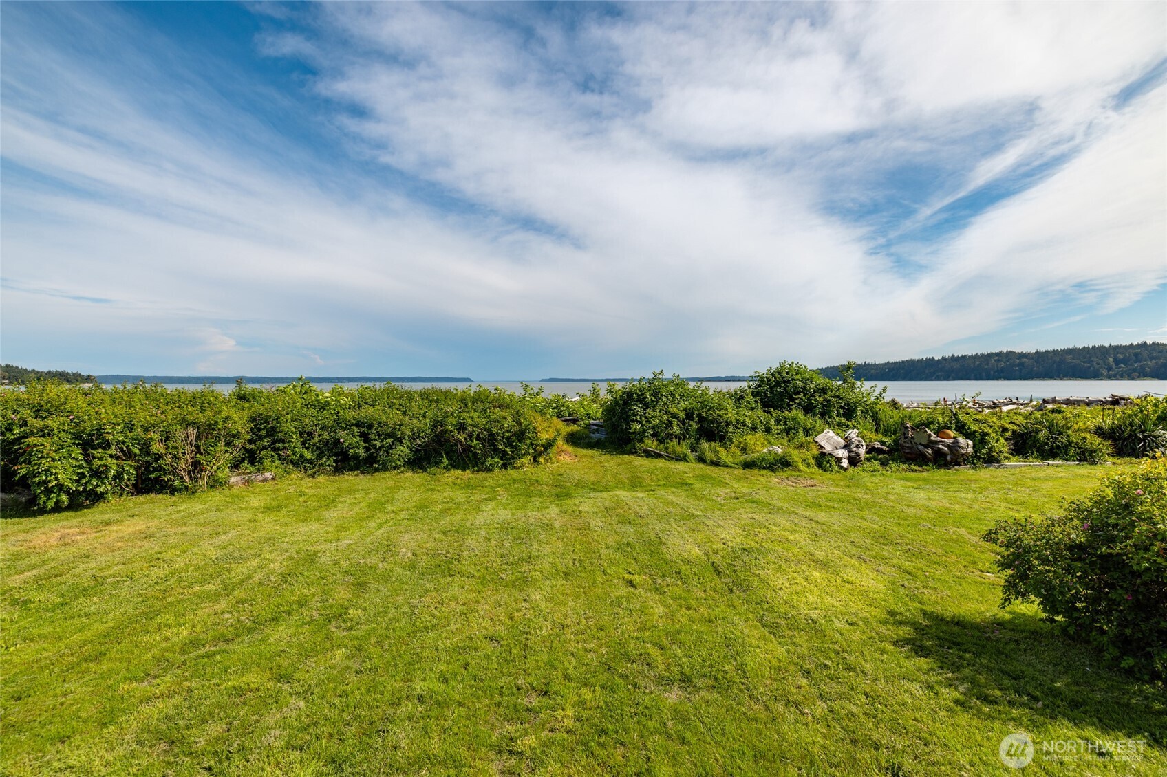 754 Livingston Bay Shore Drive Property Photo 16