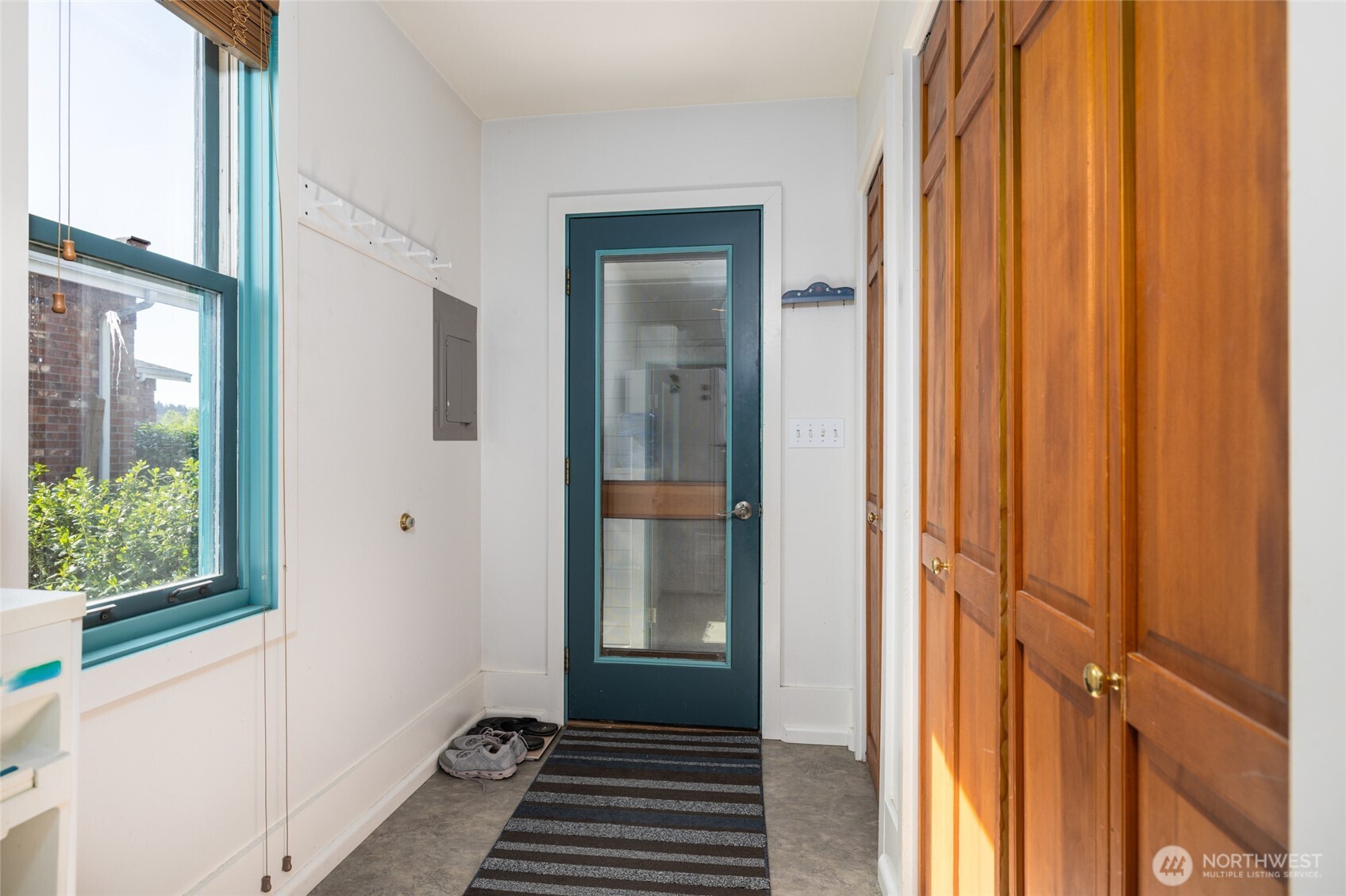 754 Livingston Bay Shore Drive Property Photo 18
