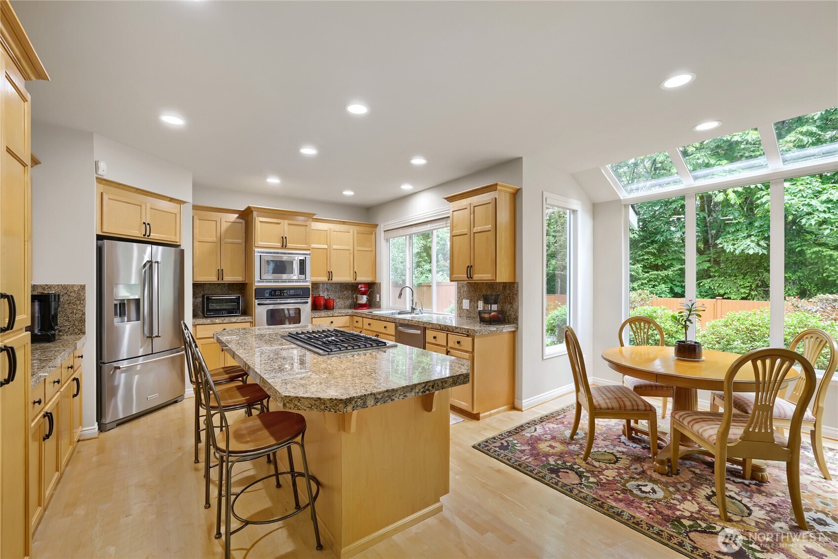 916 275th Place Property Photo 13
