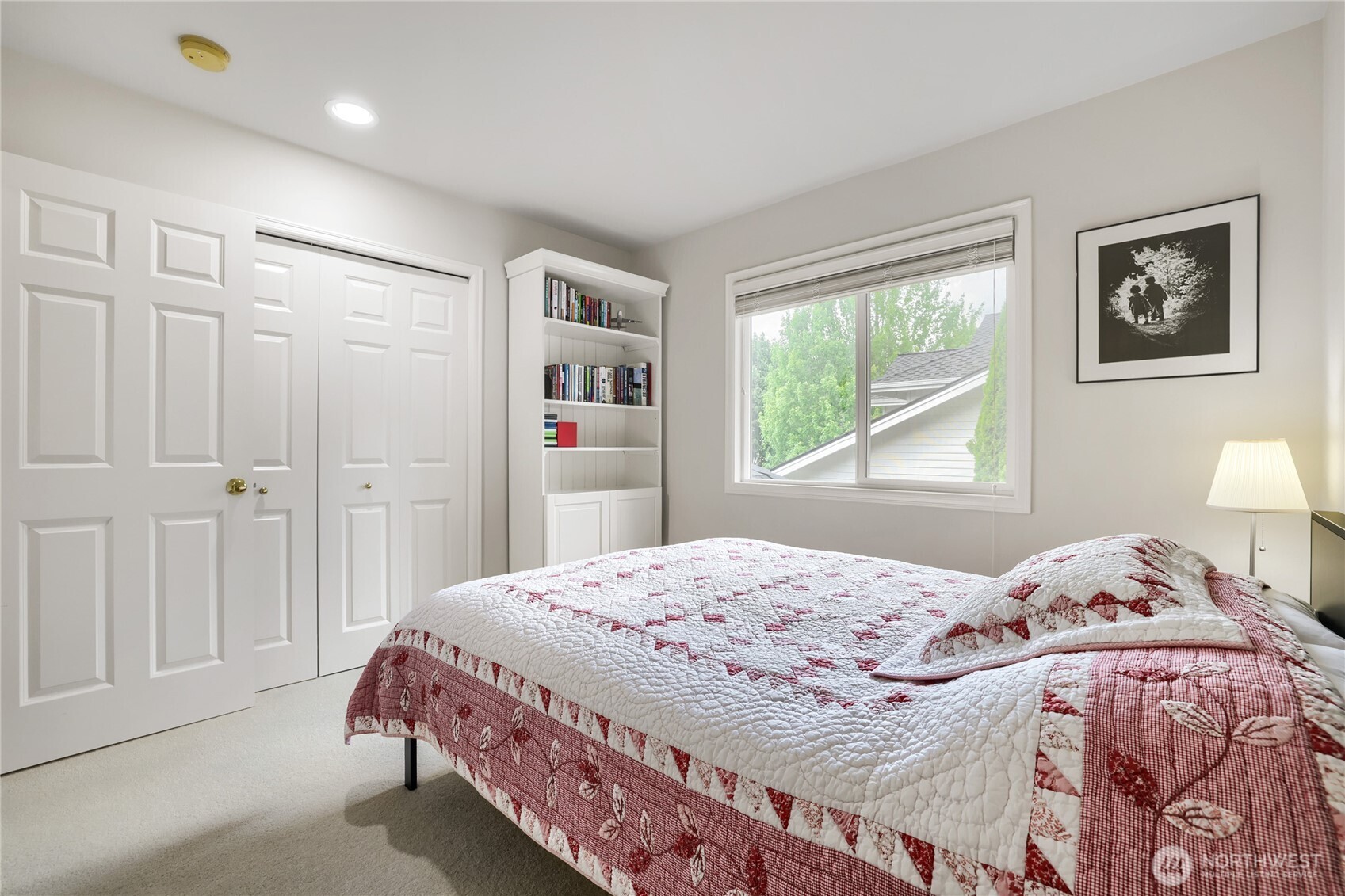 916 275th Place Property Photo 17
