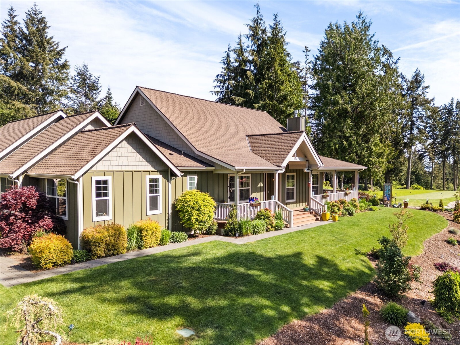 20 Dunsmuir Road Property Photo 1