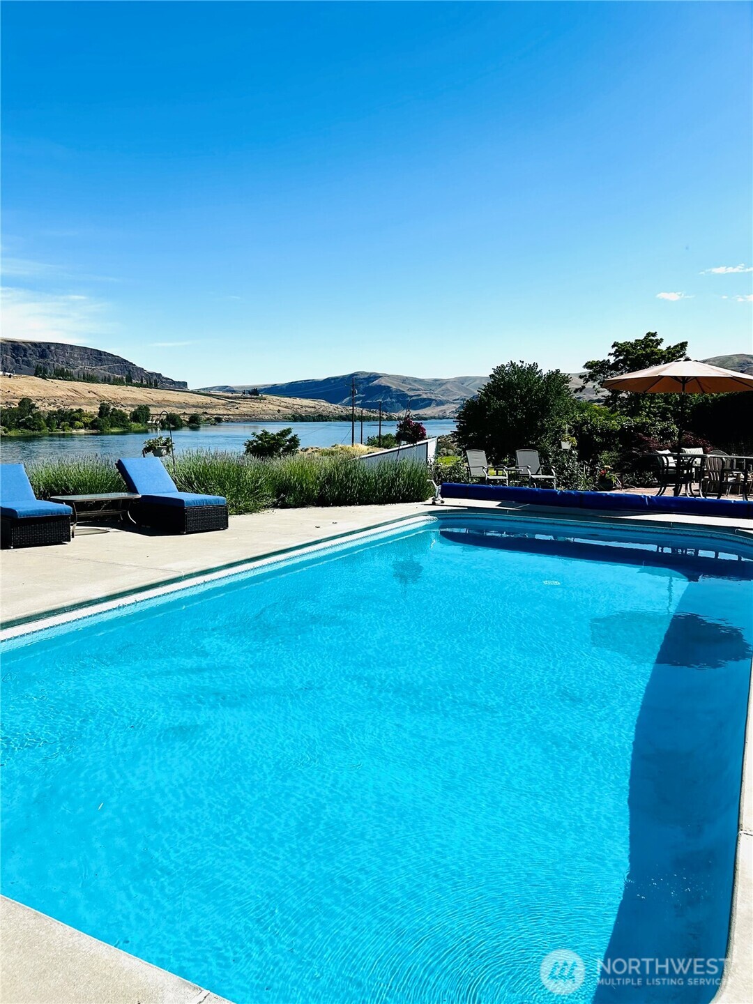 7667 Tarpiscan Road Property Photo 2