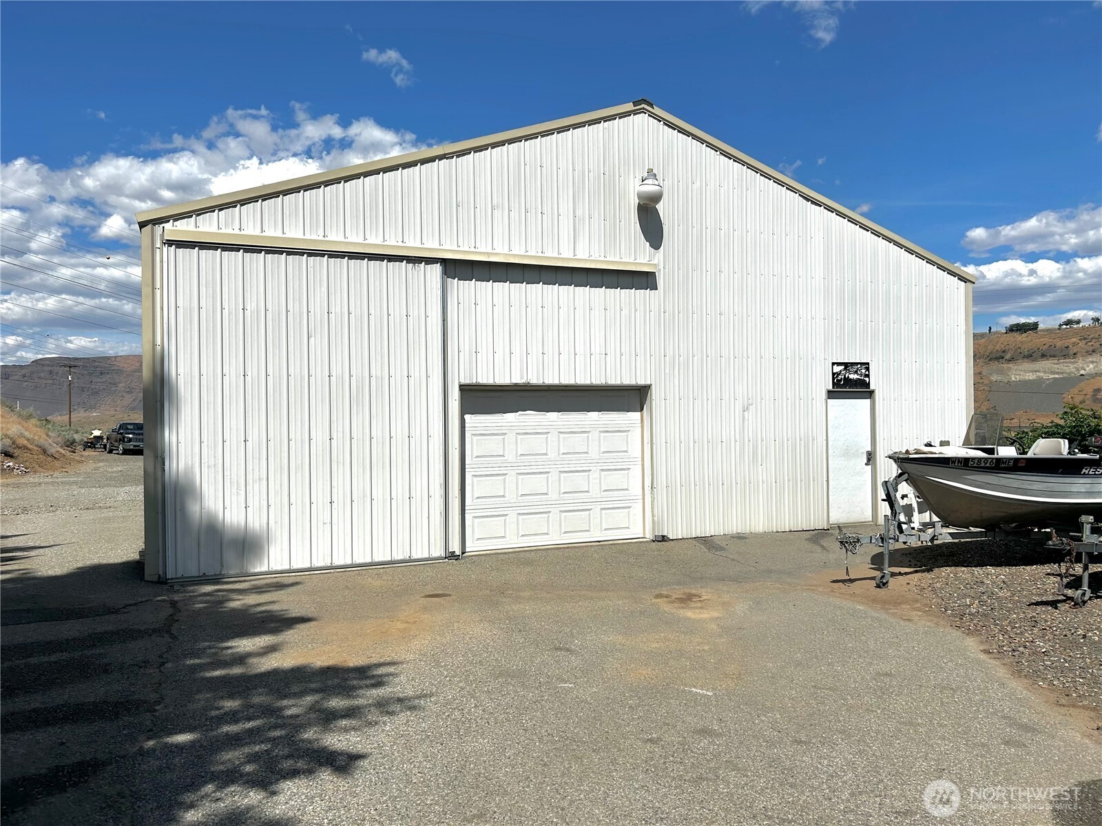 7667 Tarpiscan Road Property Photo 8