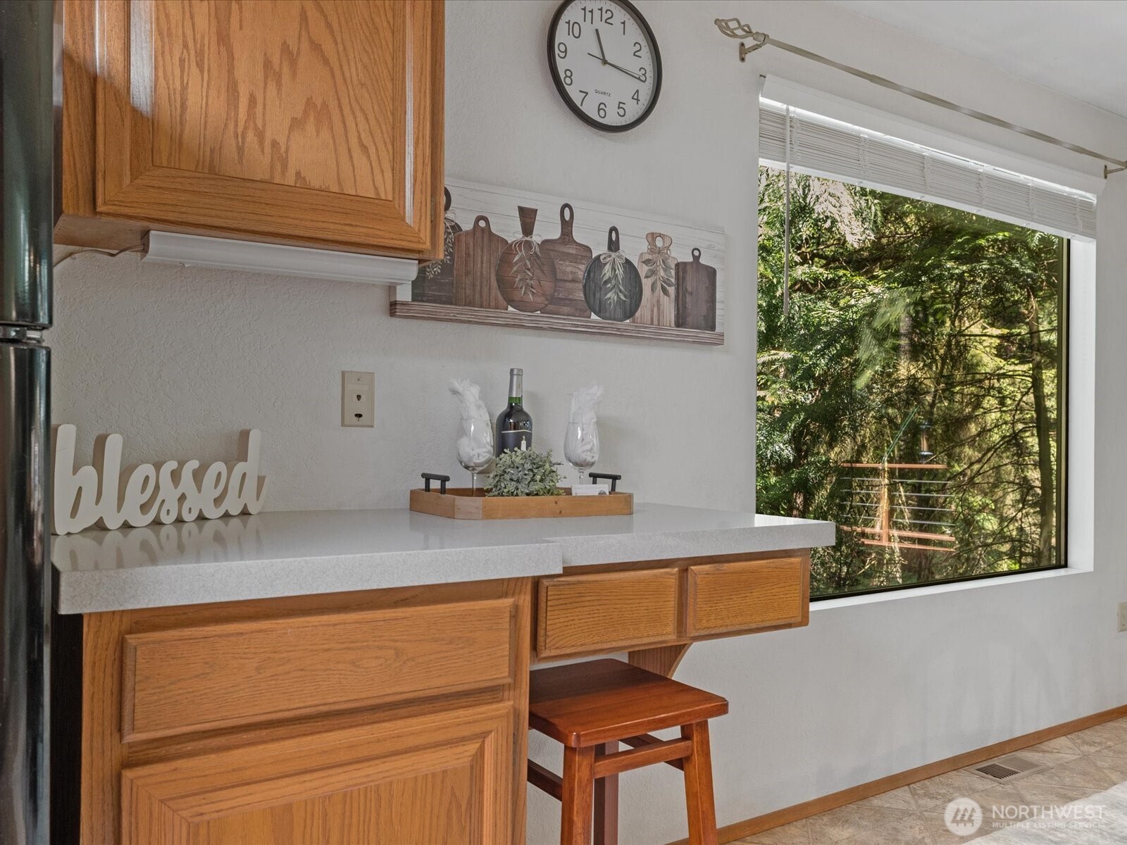 17116 Gravenstein Road Property Photo 7