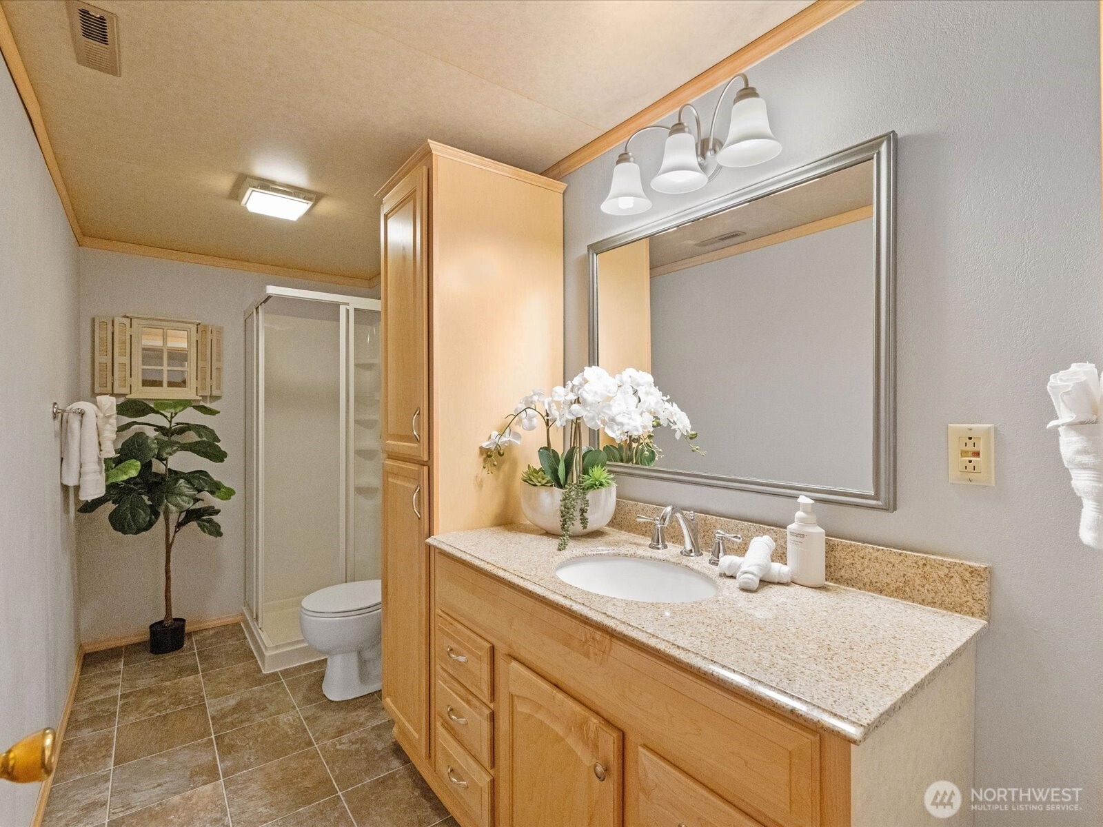 17116 Gravenstein Road Property Photo 19