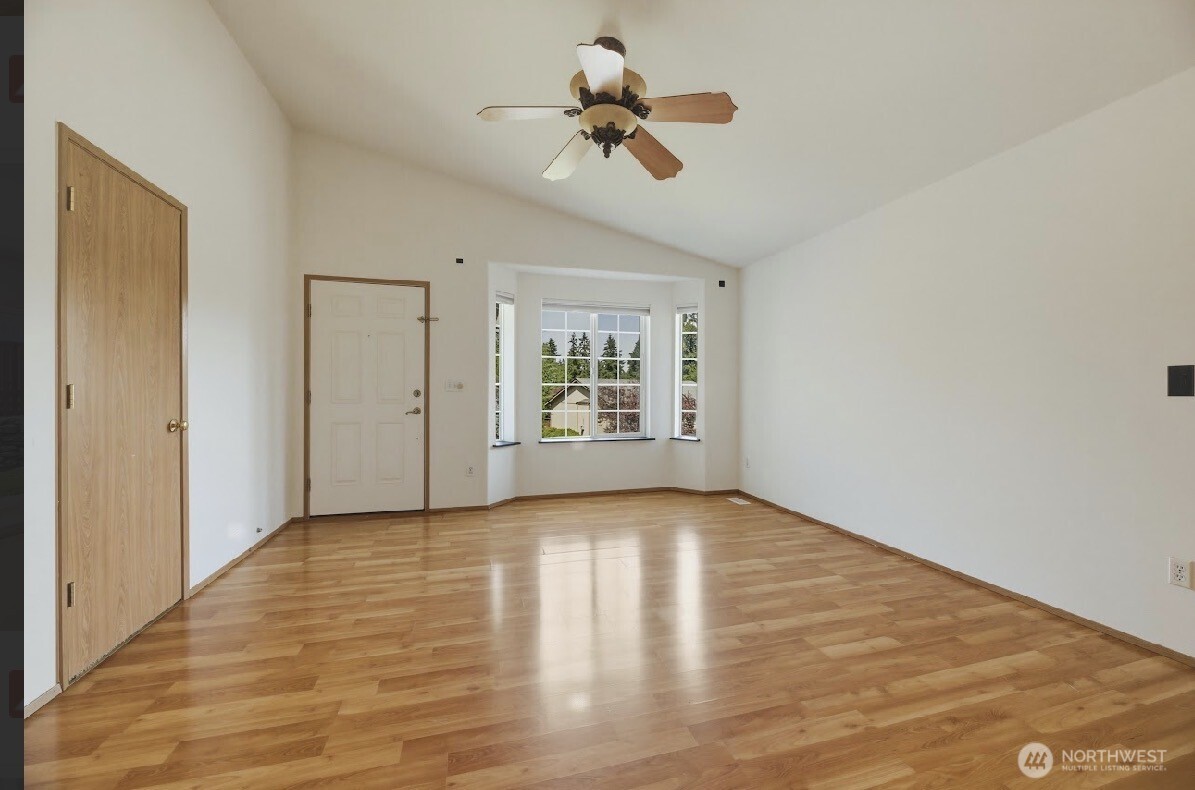 6812 145th Street Ct Property Photo 5