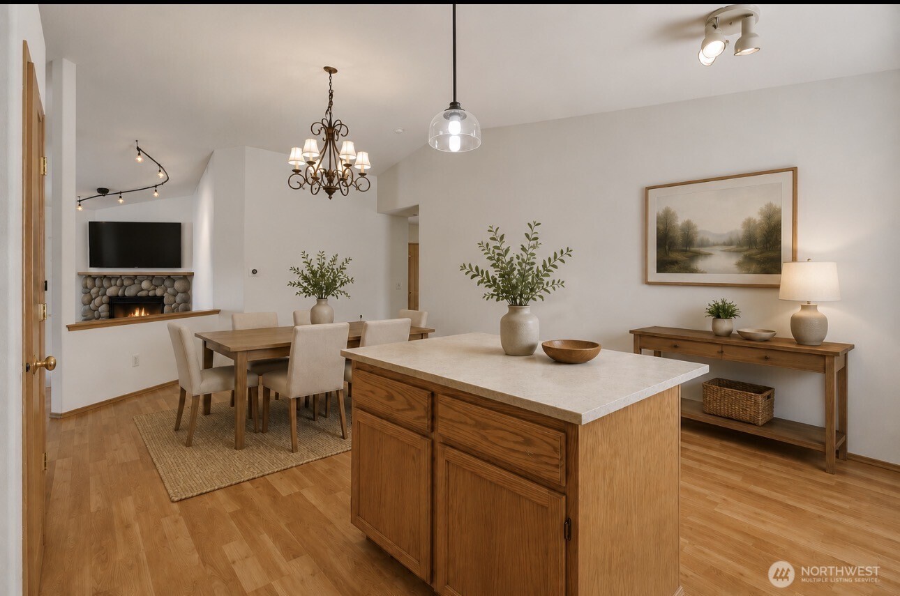6812 145th Street Ct Property Photo 8