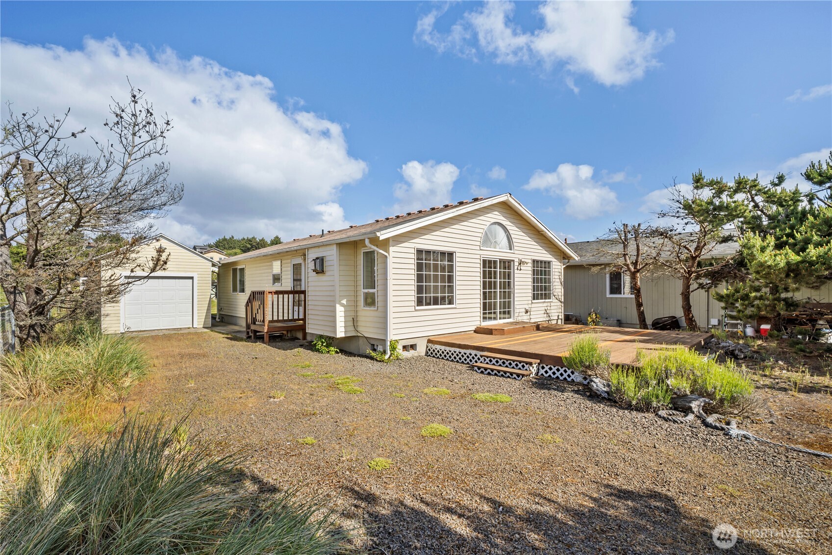 33406 H Place Property Photo 1